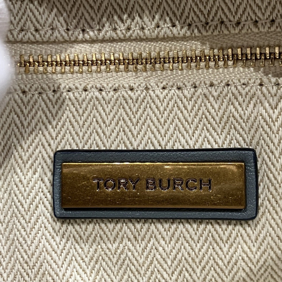 Tory Burch Gray Leather Shoulder Bag (Pre-Owned)