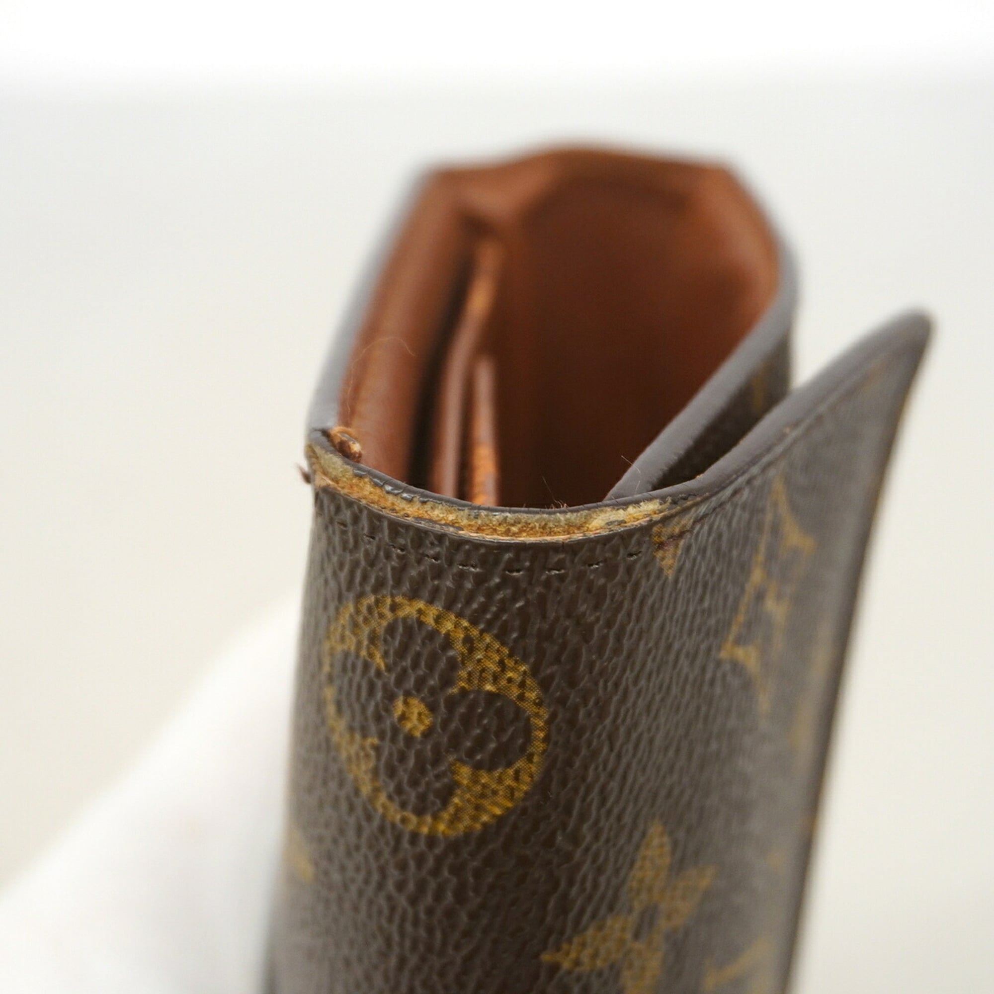 Louis Vuitton Brown Long Wallet (Tri-Fold) (Pre-Owned)
