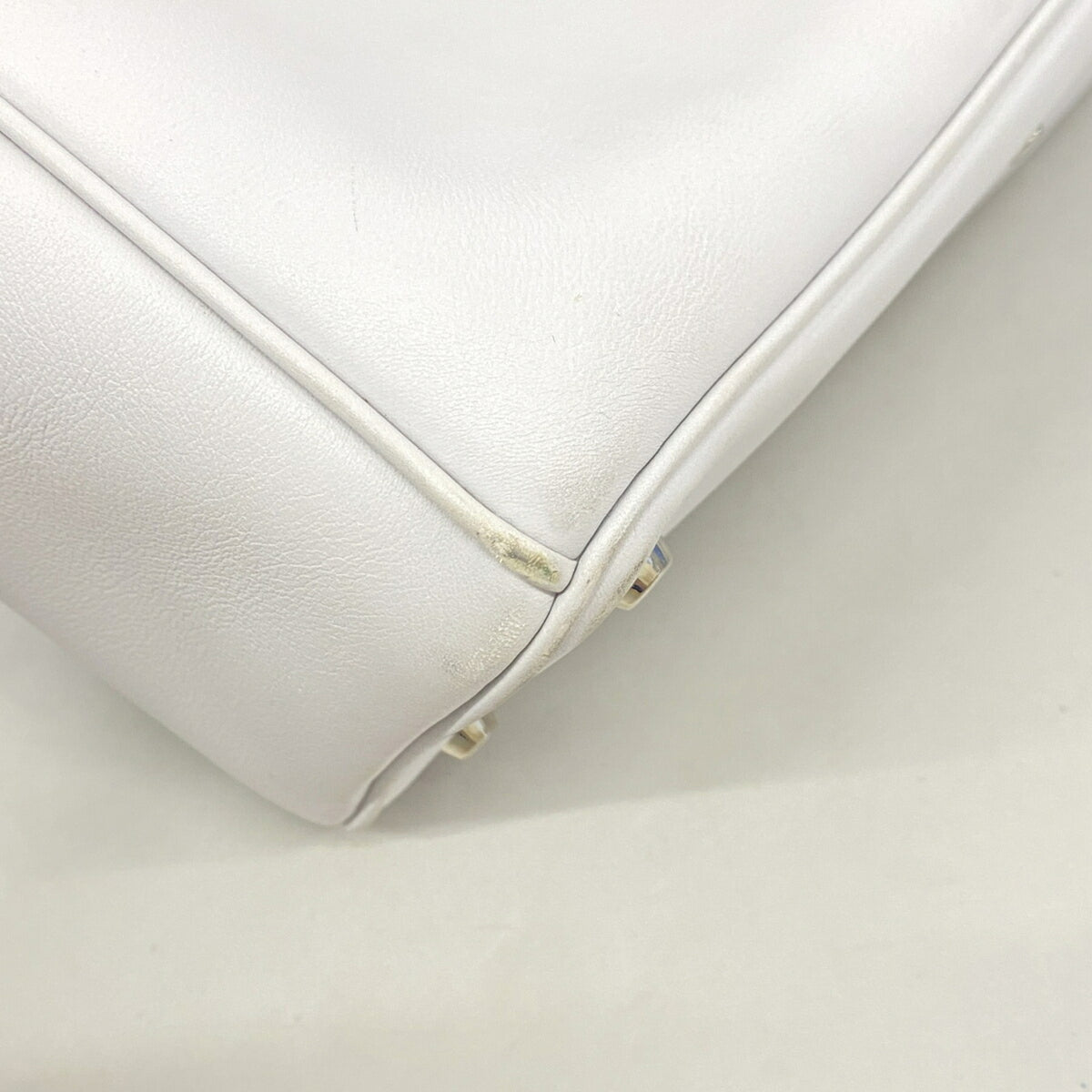 Christian Dior Light Gray Purple Leather Handbag (Pre-Owned)