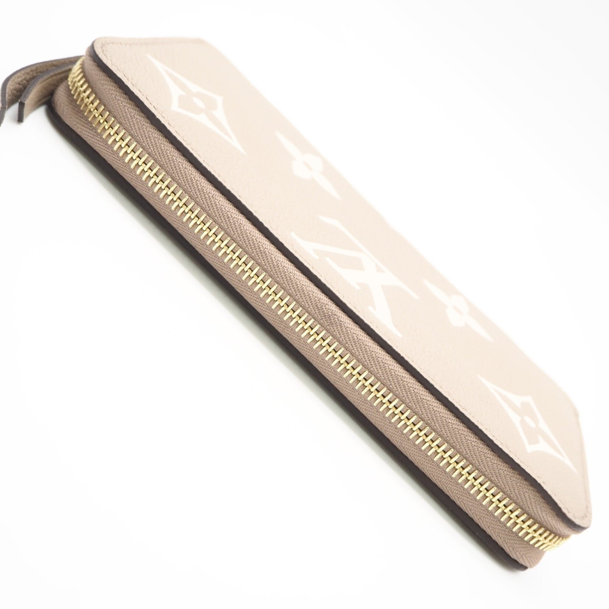 Louis Vuitton Beige Cream Leather Long Wallet (Bi-Fold) (Pre-Owned)