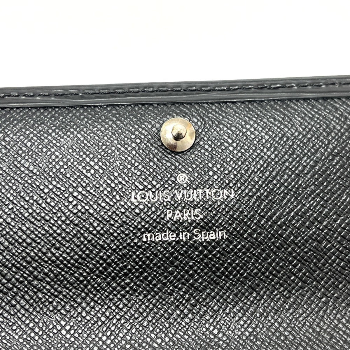 Louis Vuitton Black Epi Leather Long Wallet (Bi-Fold) (Pre-Owned)