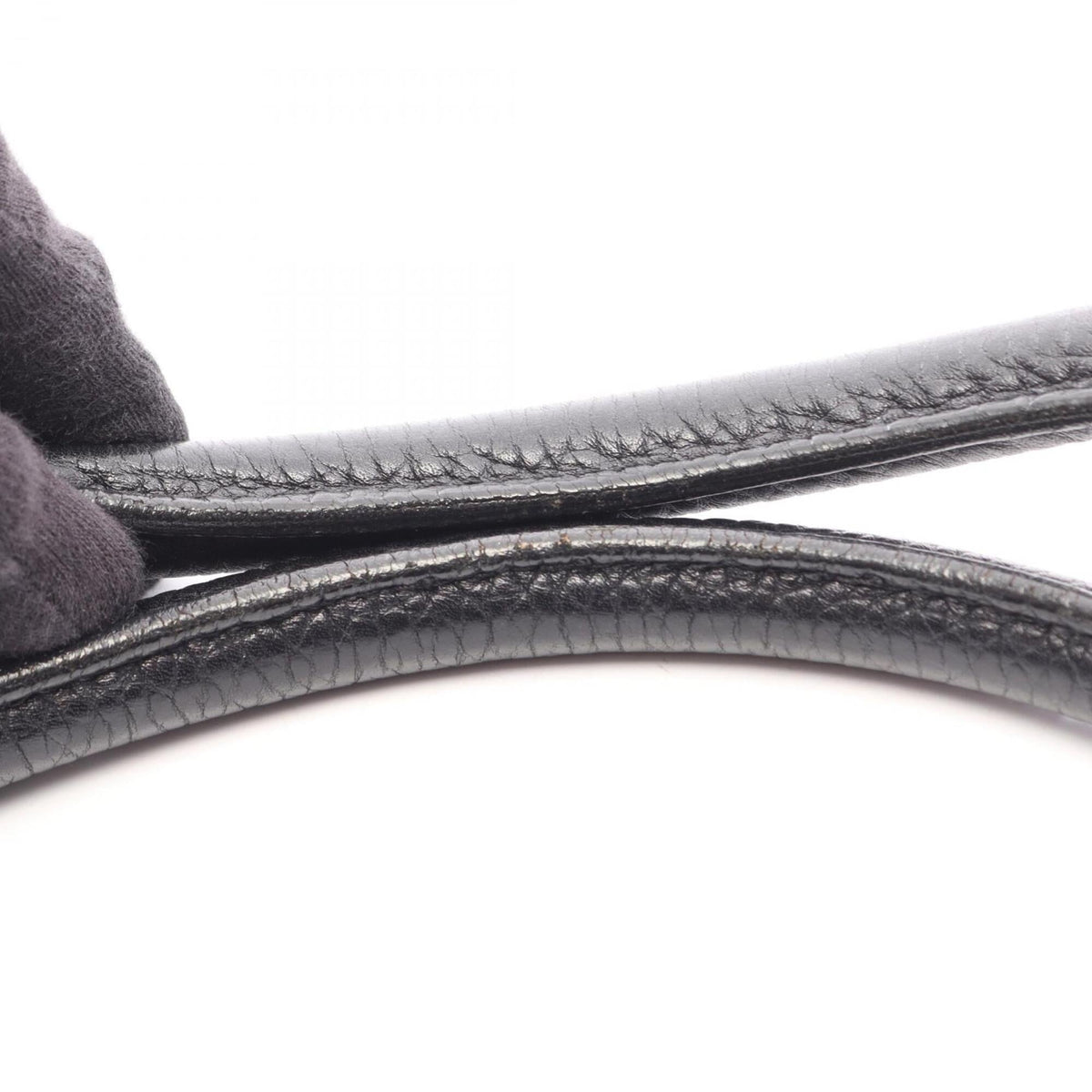 Chanel Black Leather Handbag (Pre-Owned)