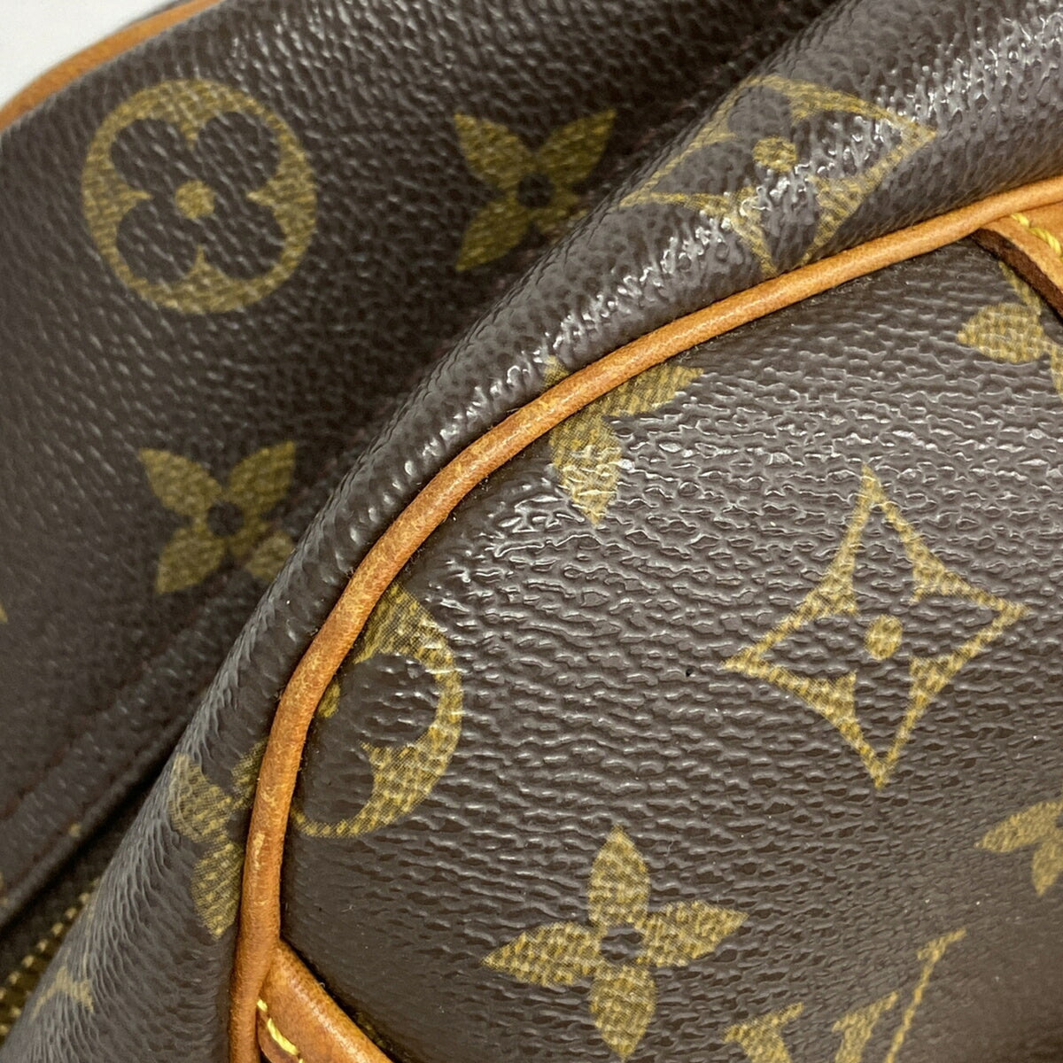Louis Vuitton Brown Handbag (Pre-Owned)