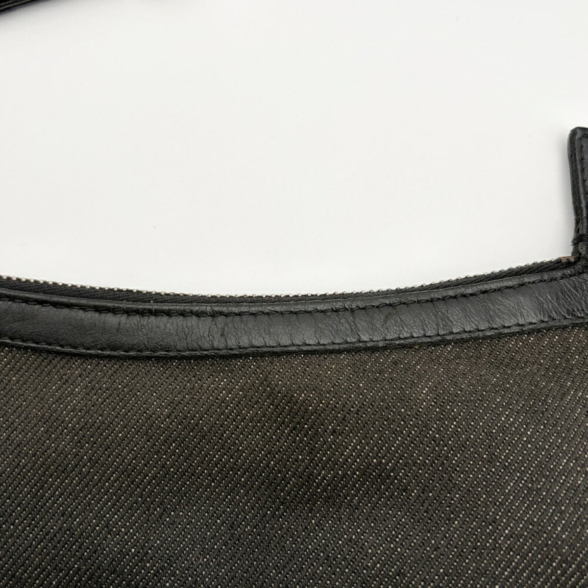 Gucci Black Denim Leather Shoulder Bag (Pre-Owned)
