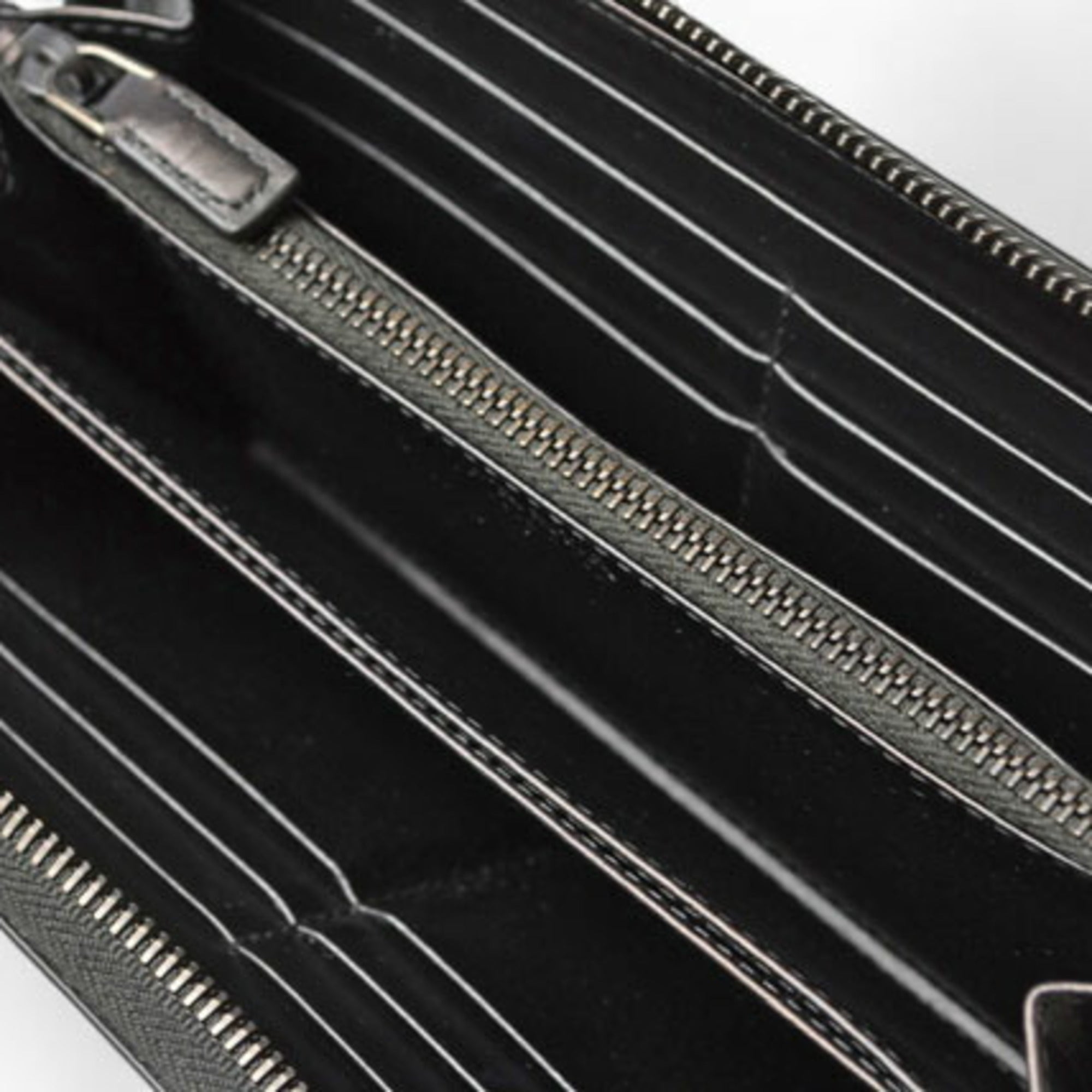 Prada Black Nero Saffiano Long Wallet (Bi-Fold) (Pre-Owned)