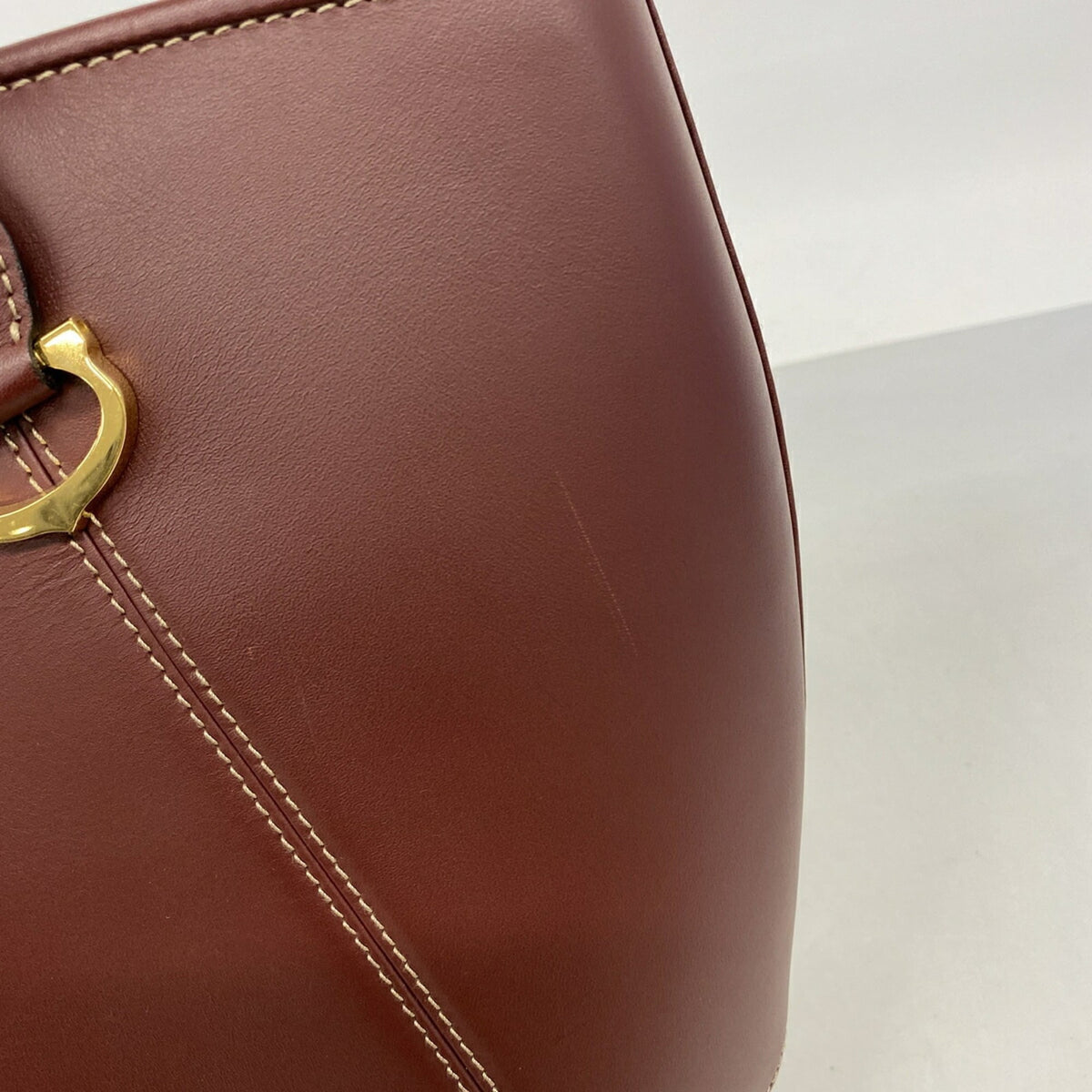 Cartier Bordeaux Leather Handbag (Pre-Owned)