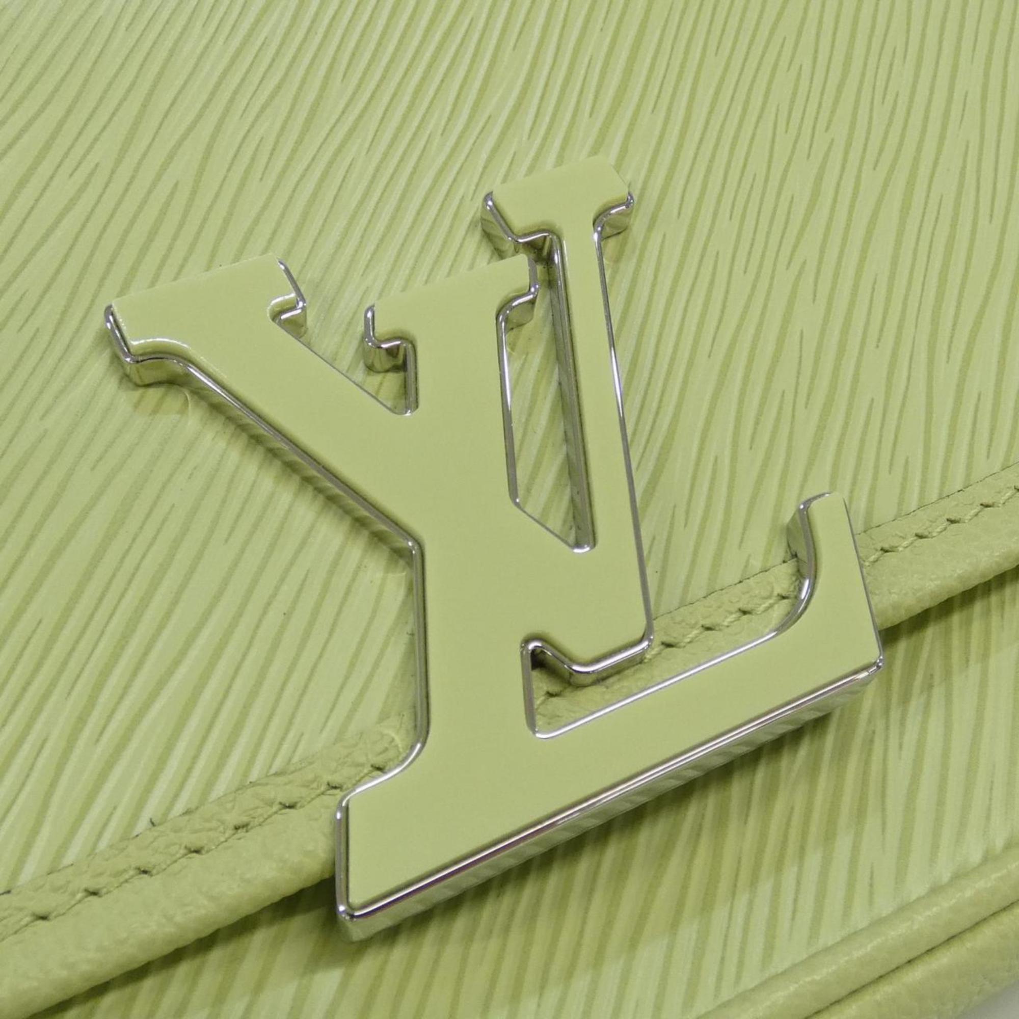 Louis Vuitton Green Leather Shoulder Bag (Pre-Owned)