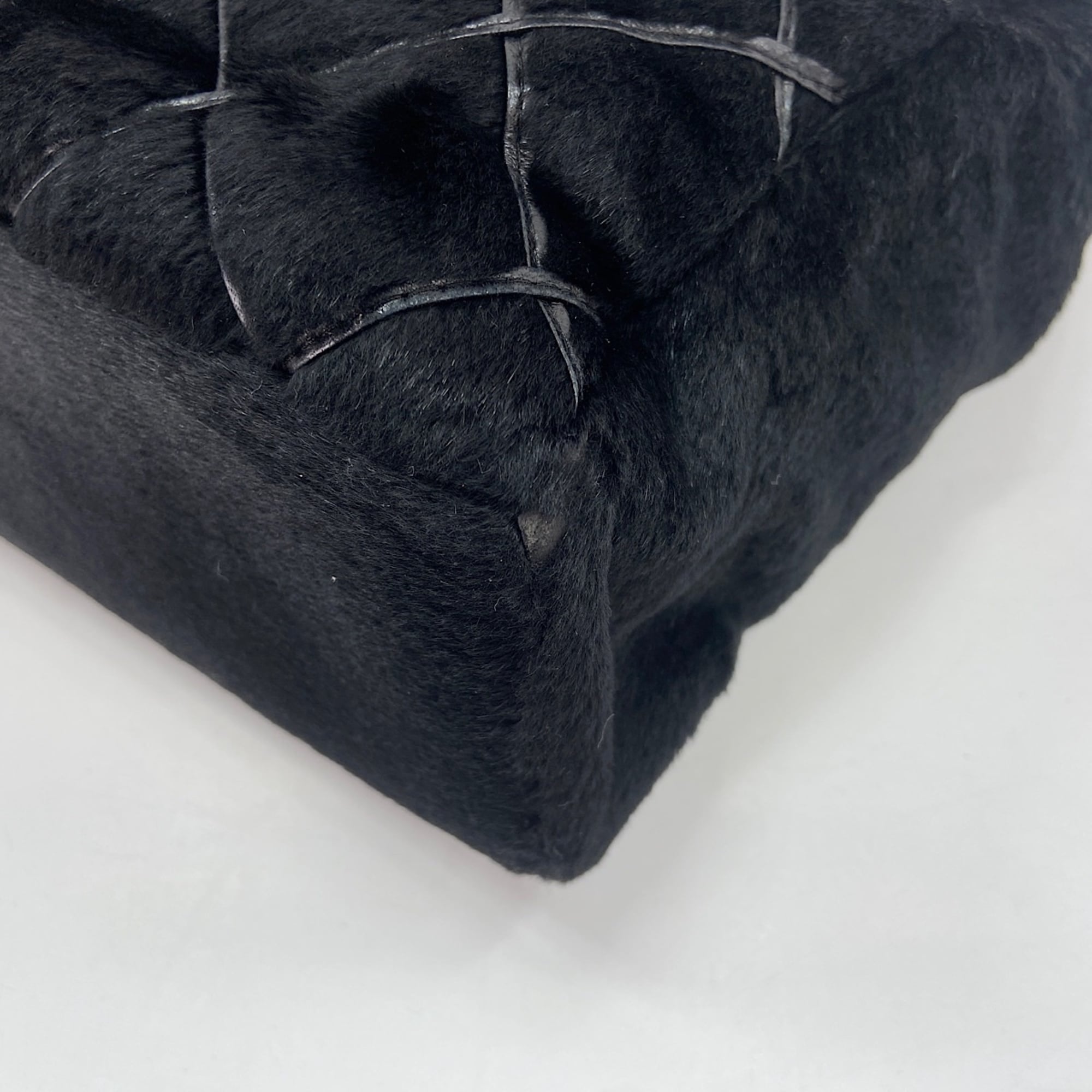 Chanel Matelasse Black Tote Bag (Pre-Owned)