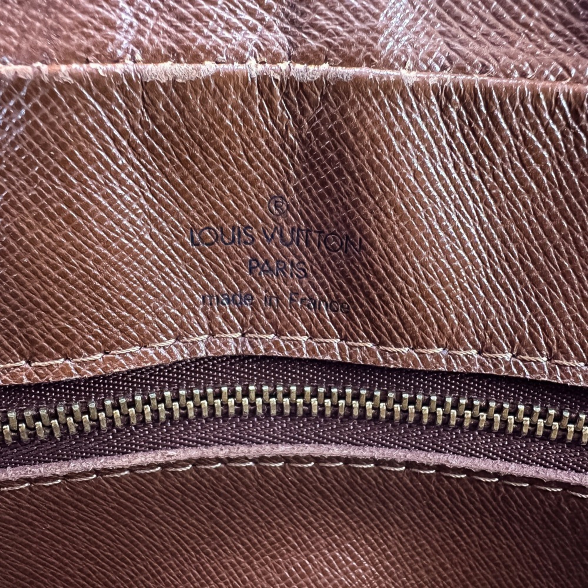 Louis Vuitton Brown Monogram Canvas Shoulder Bag (Pre-Owned)