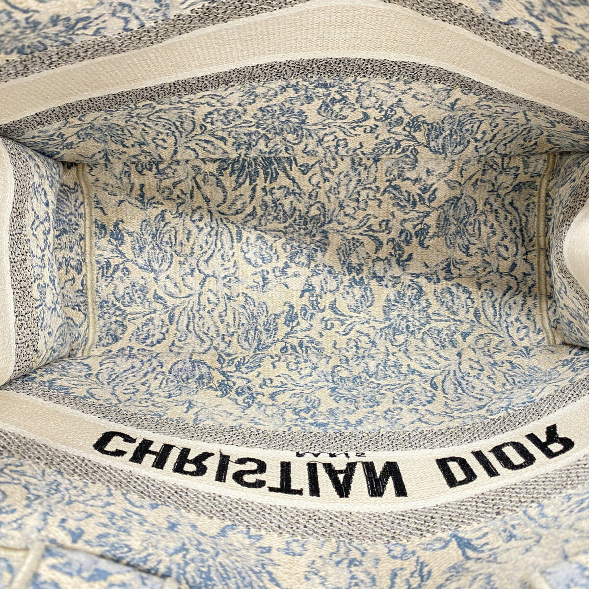 Christian Dior Light Blue Canvas Tote Bag (Pre-Owned)