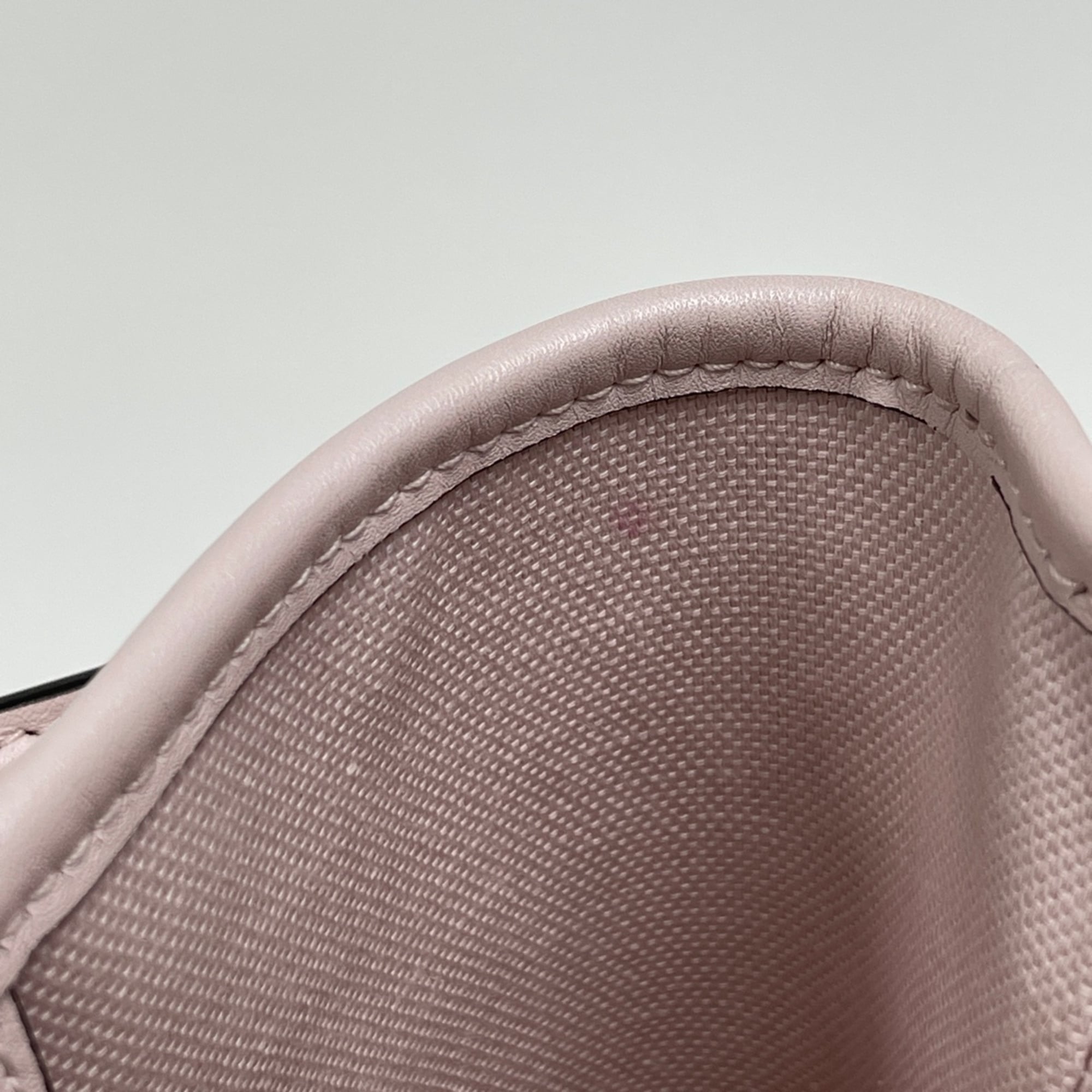 Gucci Pink Leather Handbag Shoulder Bag (Pre-Owned)
