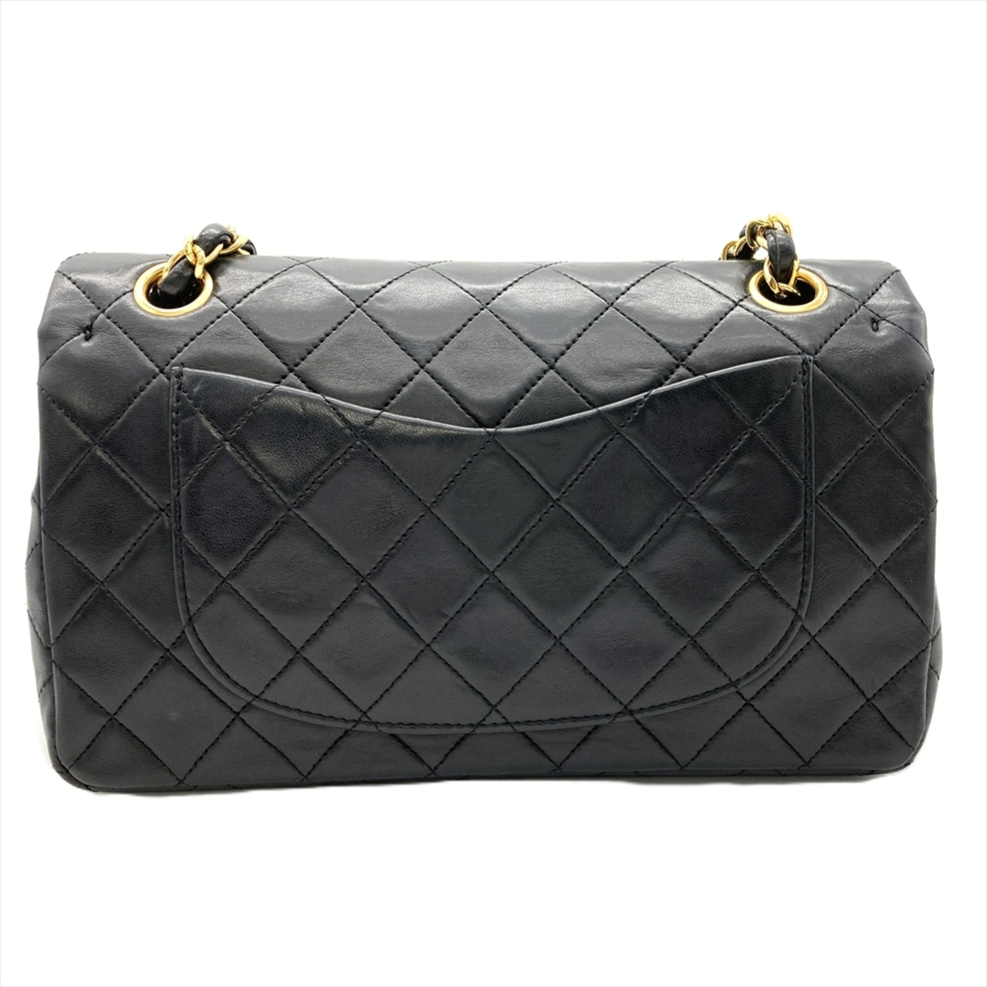 Chanel Black Shoulder Bag (Pre-Owned)