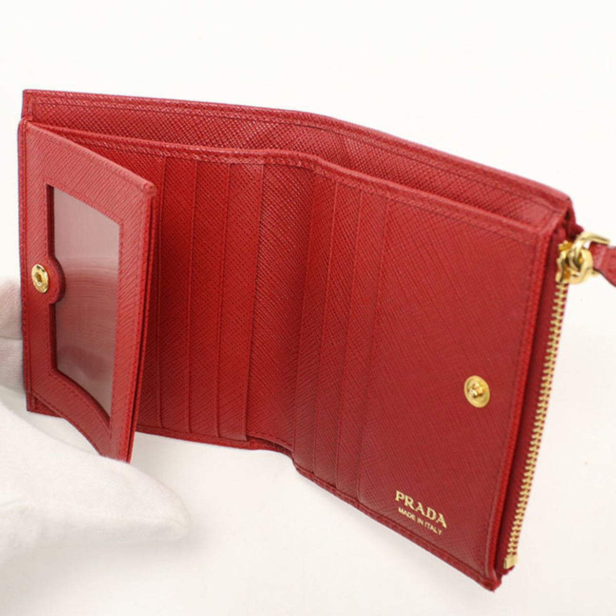 Prada Red Color Leather Wallet (Bi-Fold) (Pre-Owned)