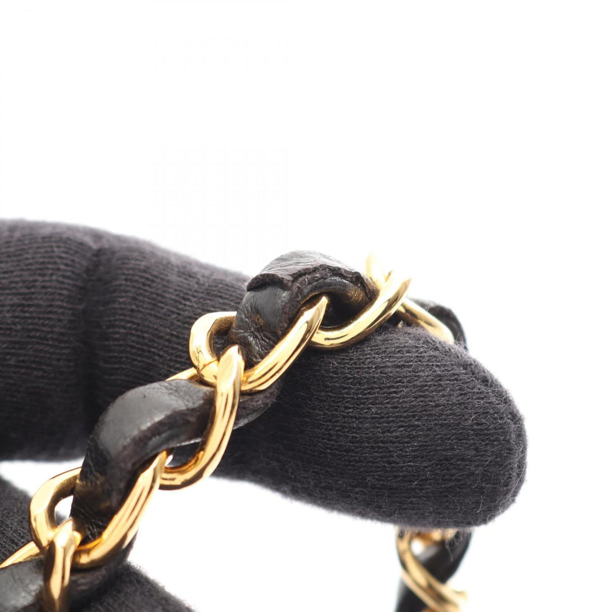 Chanel Black Leather Handbag Shoulder Bag (Pre-Owned)