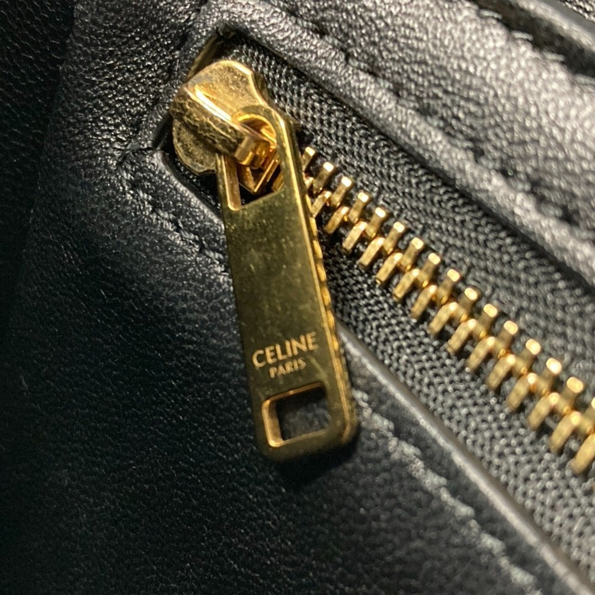 Celine Black Leather Shoulder Bag (Pre-Owned)