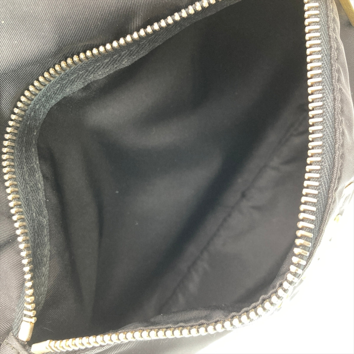 Prada Black Nylon Shoulder Bag (Pre-Owned)