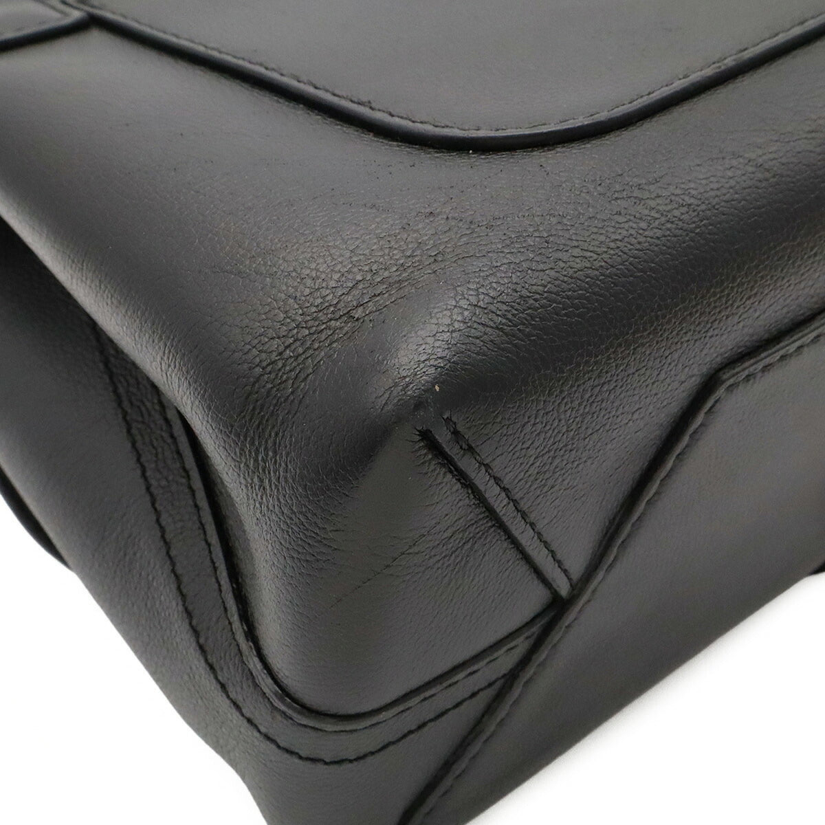 Louis Vuitton Black Noir Monogram Shadow Handbag Shoulder Bag (Pre-Owned)