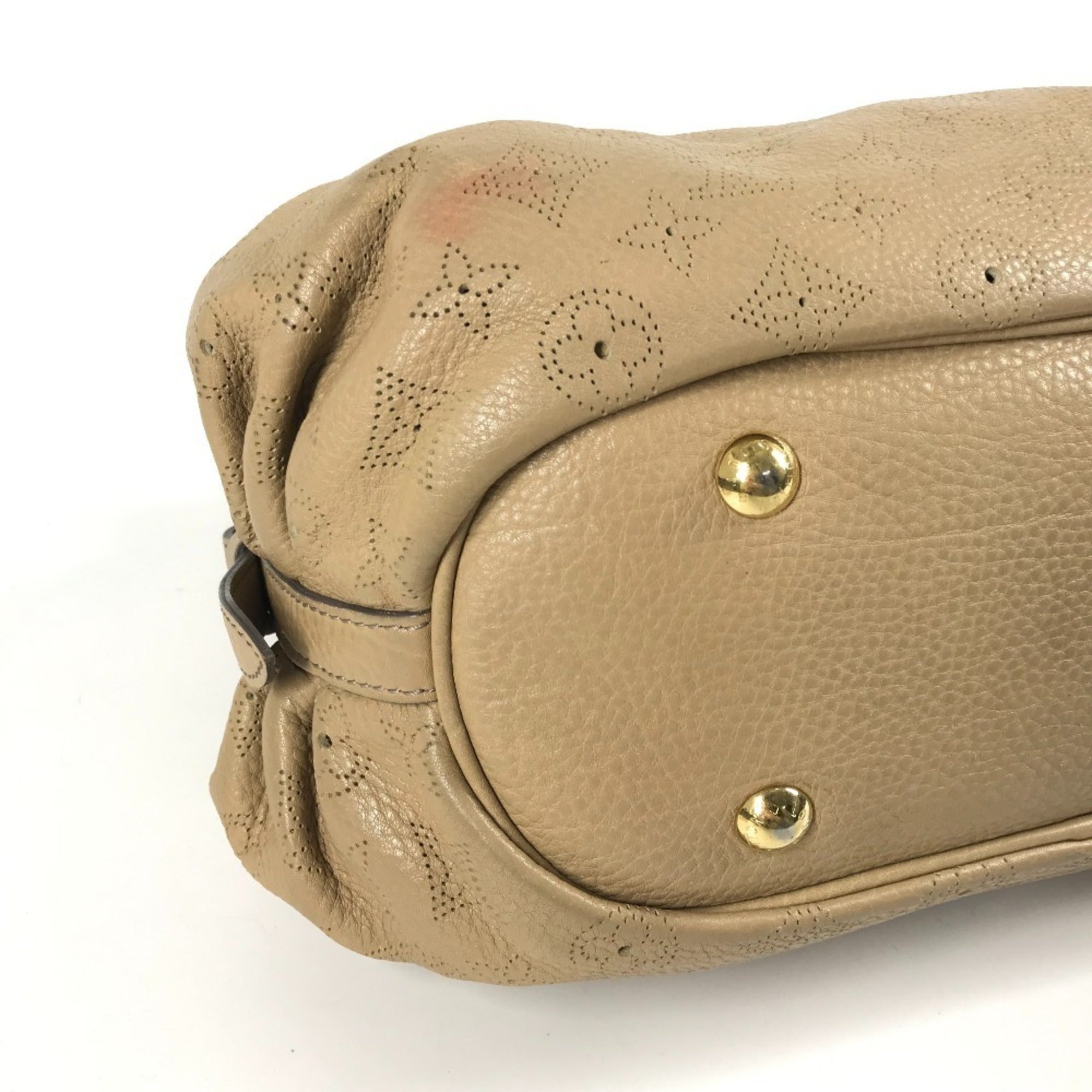 Louis Vuitton Beige Monogram Mahina Leather Leather Shoulder Bag (Pre-Owned)