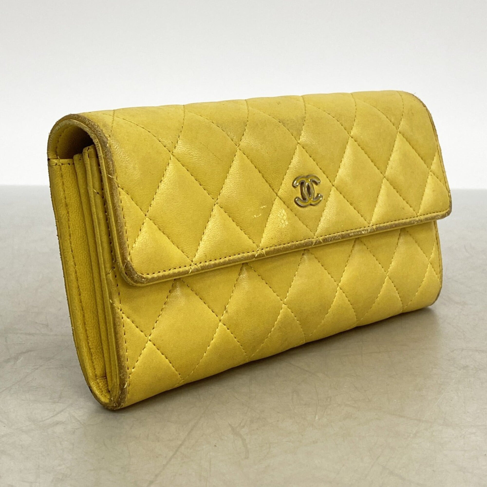 Chanel Yellow Leather Long Wallet (Bi-Fold) (Pre-Owned)