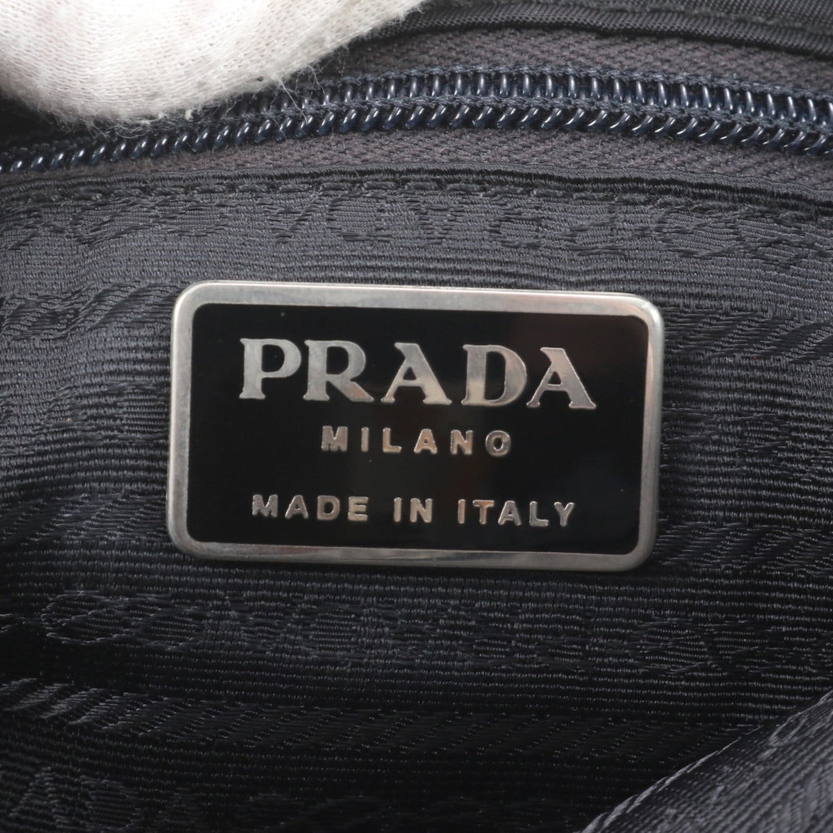Prada Black Leather Nylon Messenger Bag Shoulder Bag (Pre-Owned)