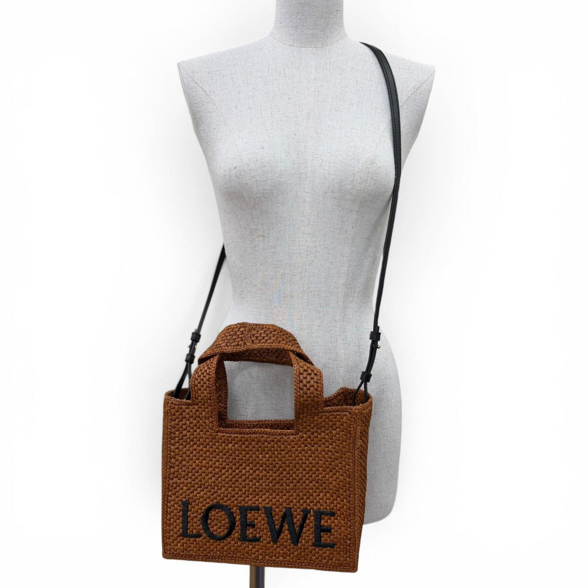 Loewe Gold Raffia Leather Handbag Shoulder Bag (Pre-Owned)