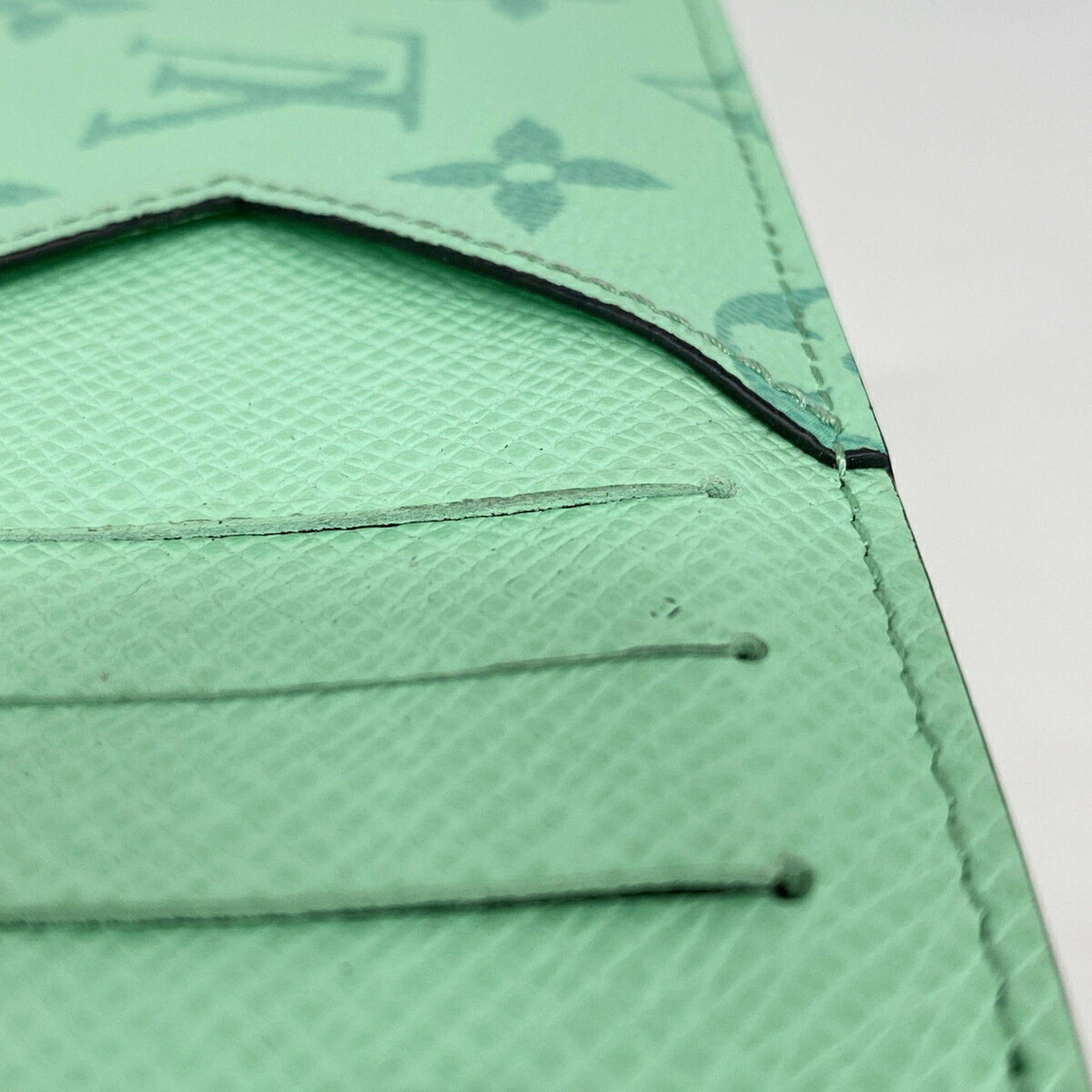 Louis Vuitton Green Coin Purse/Coin Case (Pre-Owned)