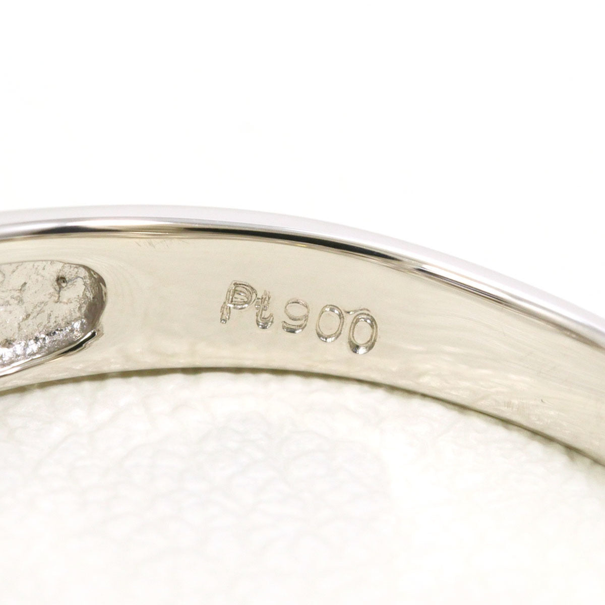 Unbranded Platinum Platinum 900 Band Ring (Pre-Owned)