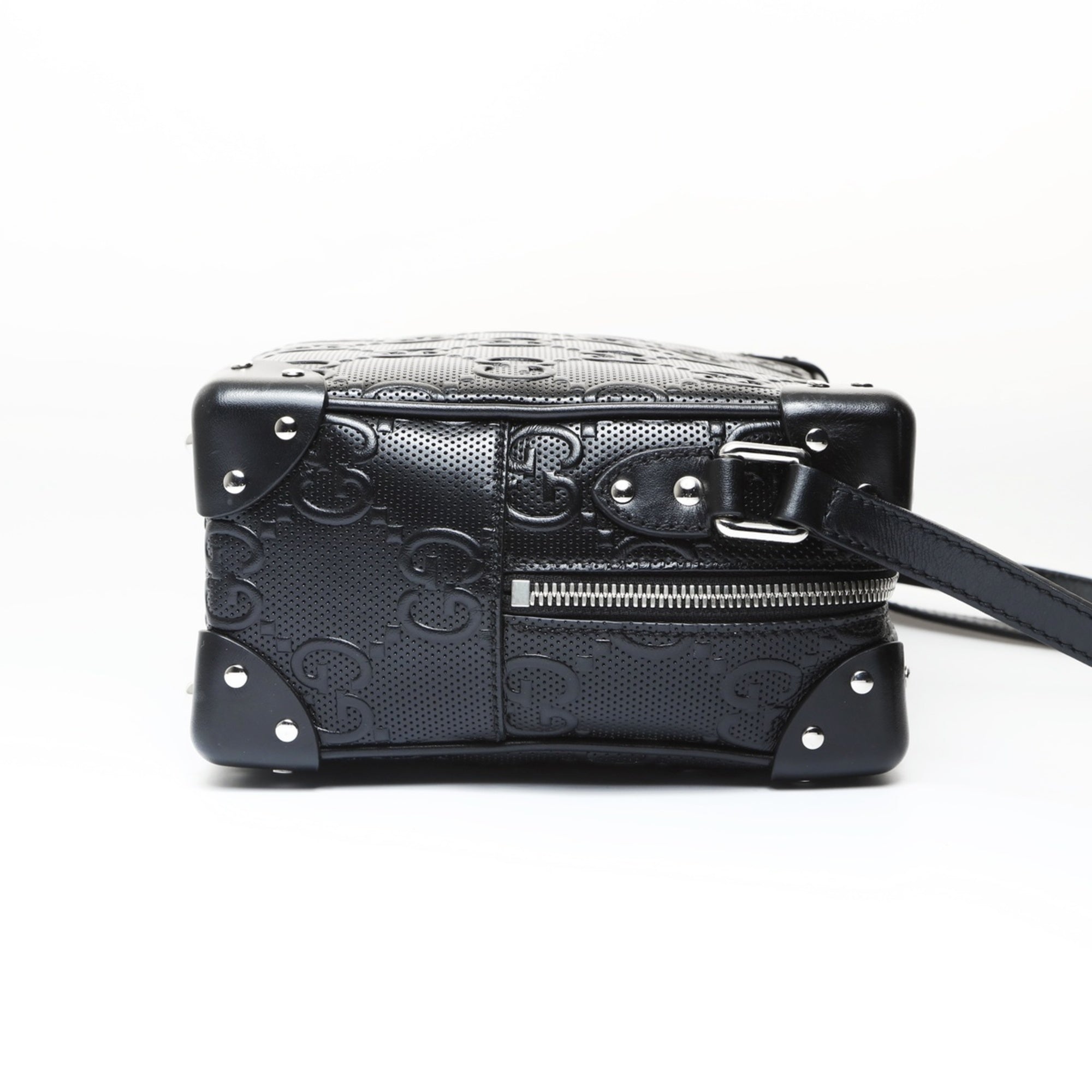 Gucci Black Embossed Shoulder Bag (Pre-Owned)