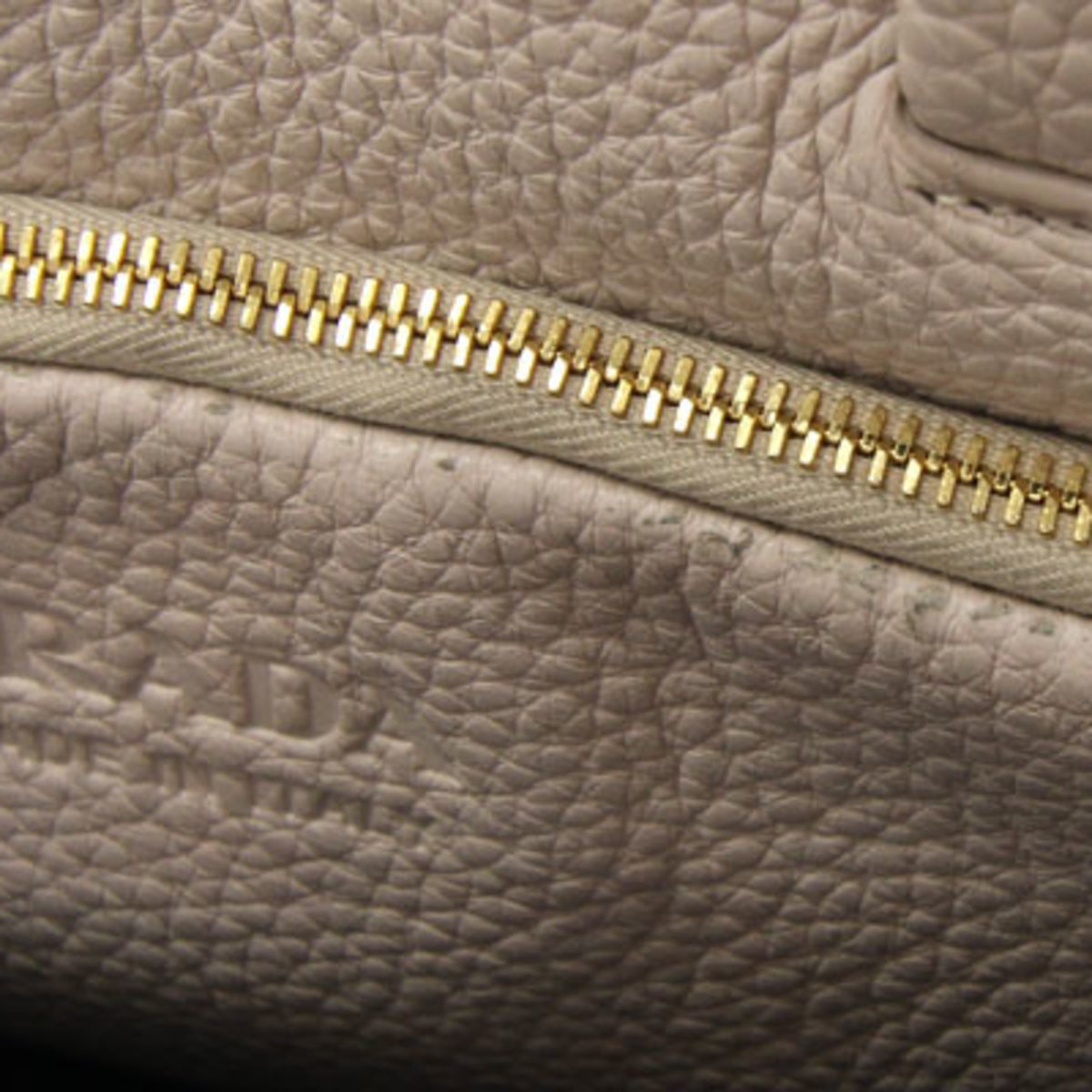 Prada Pink Beige Leather Handbag (Pre-Owned)