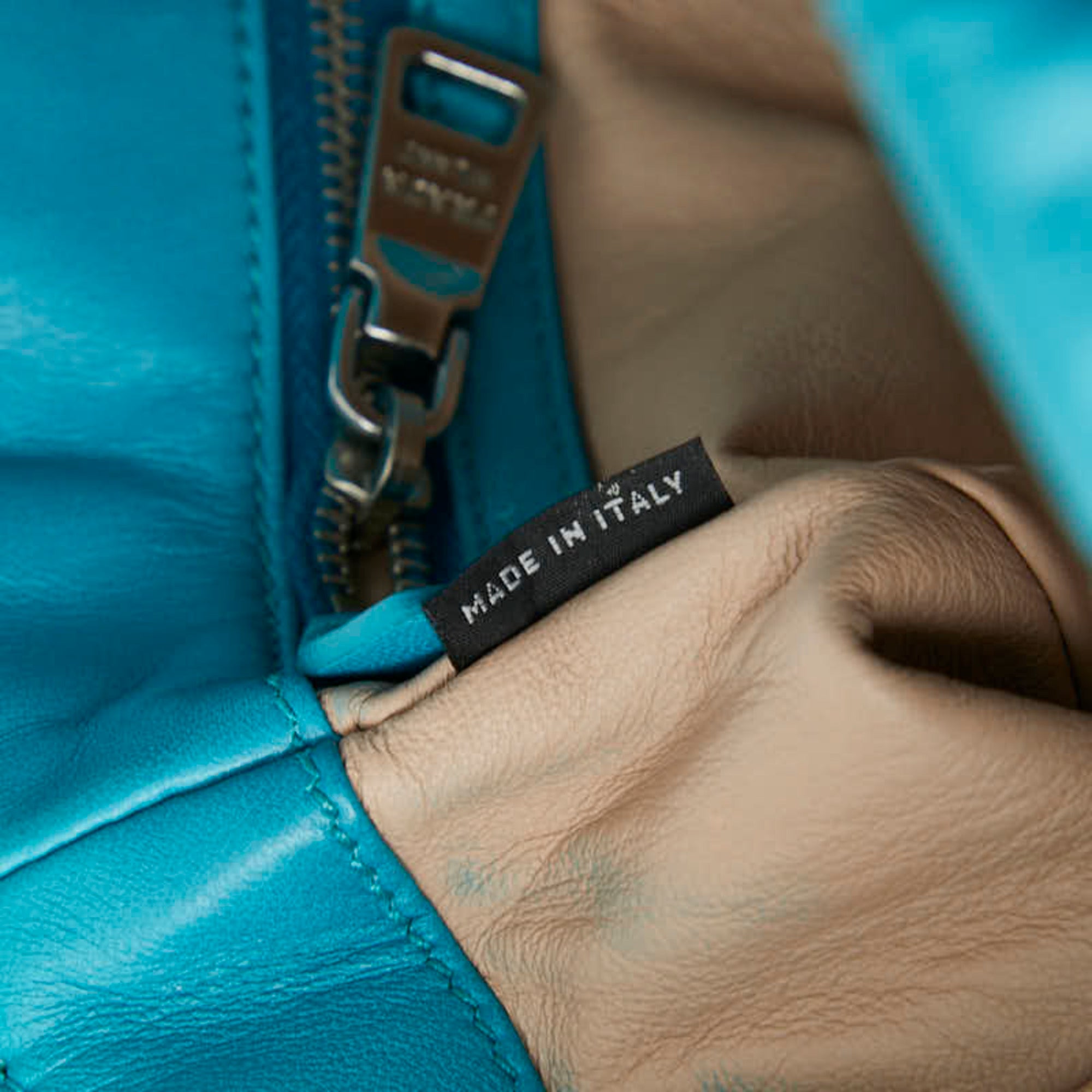 Prada Blue Leather Shoulder Bag (Pre-Owned)