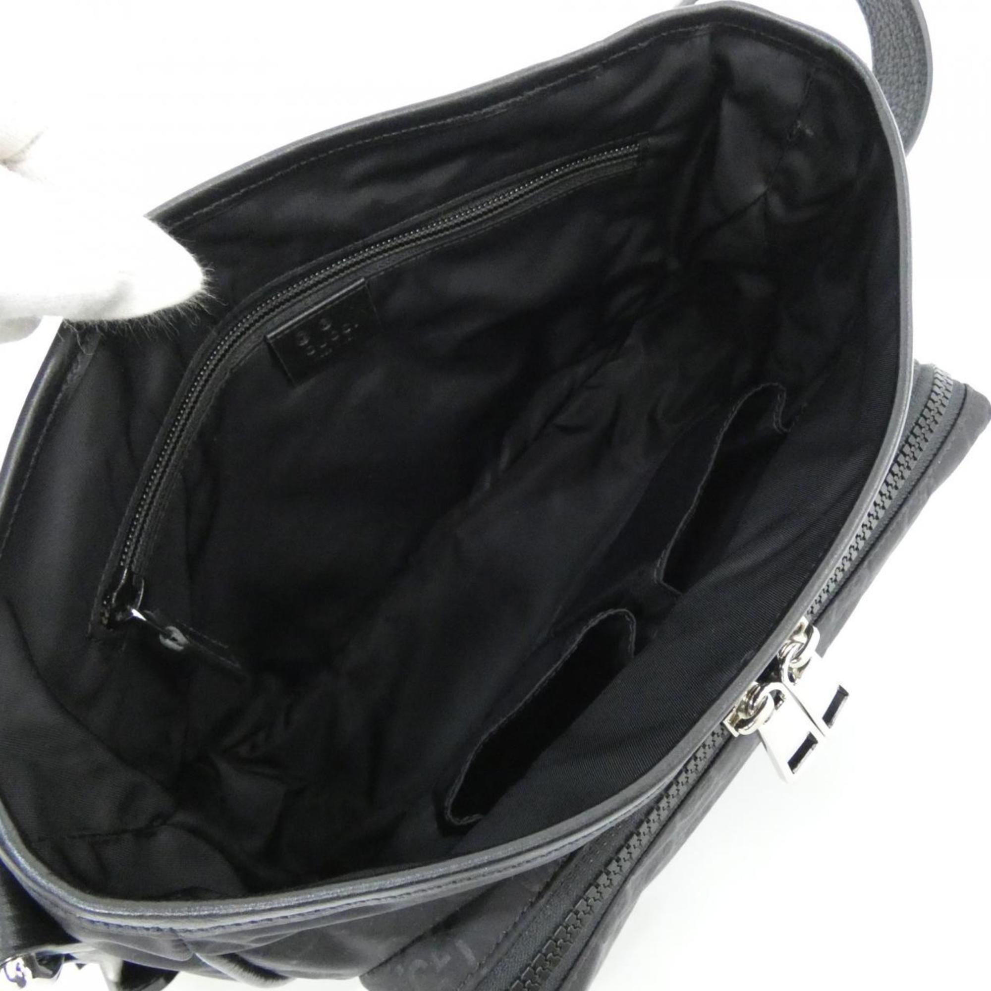 Gucci Black Shoulder Bag (Pre-Owned)