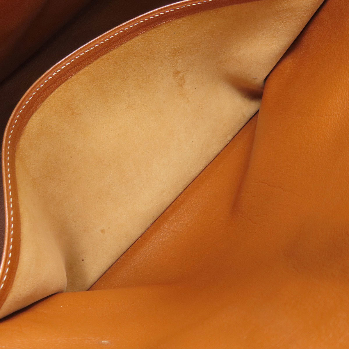 Hermes Gold Courchevel Leather Handbag (Pre-Owned)