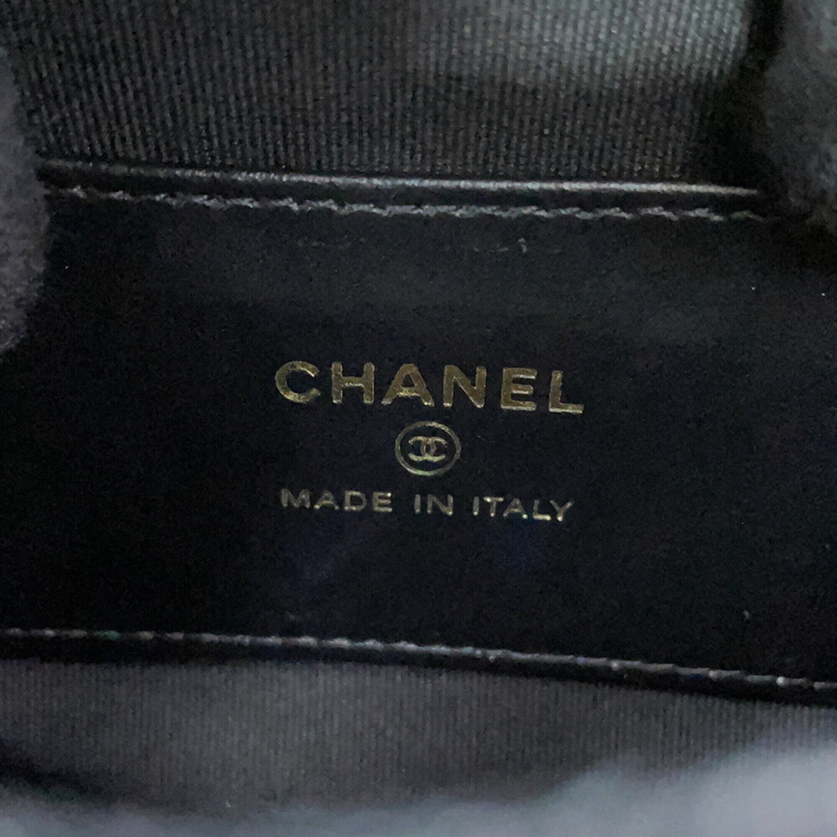 Chanel Matelasse Black Grained Calfskin Handbag (Pre-Owned)