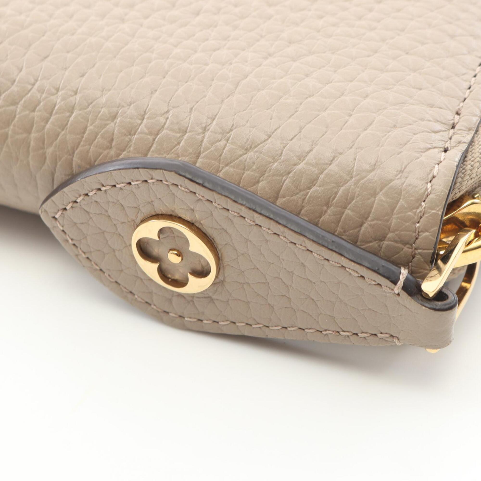 Louis Vuitton Beige Leather Long Wallet (Bi-Fold) (Pre-Owned)