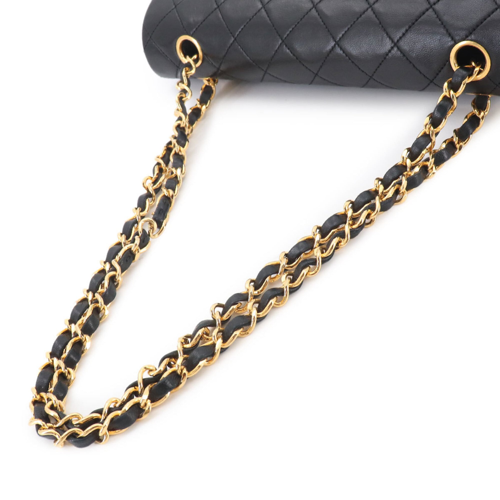 Chanel Matelasse Black Leather Handbag Shoulder Bag (Pre-Owned)