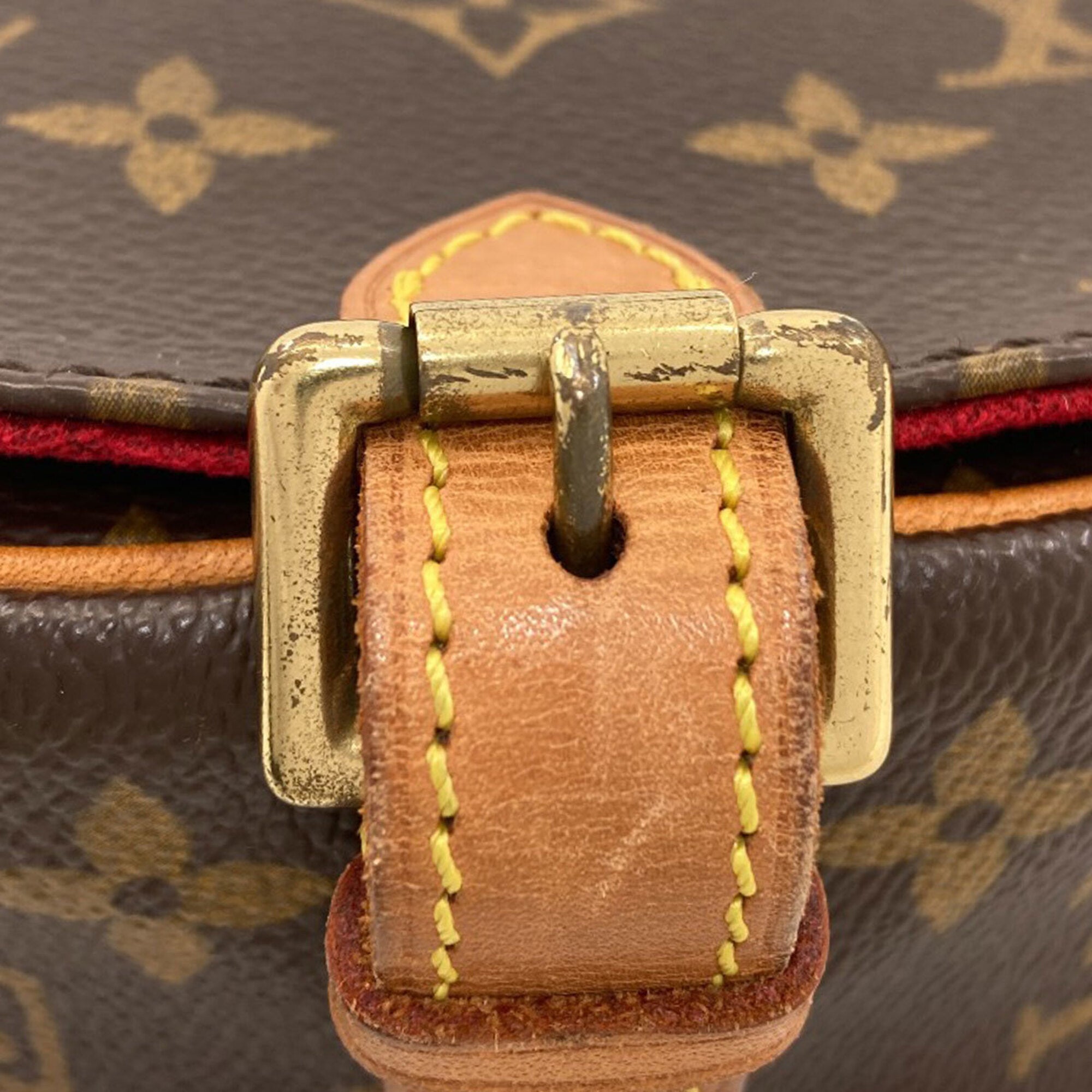 Louis Vuitton Monogram Monogram Canvas Shoulder Bag (Pre-Owned)