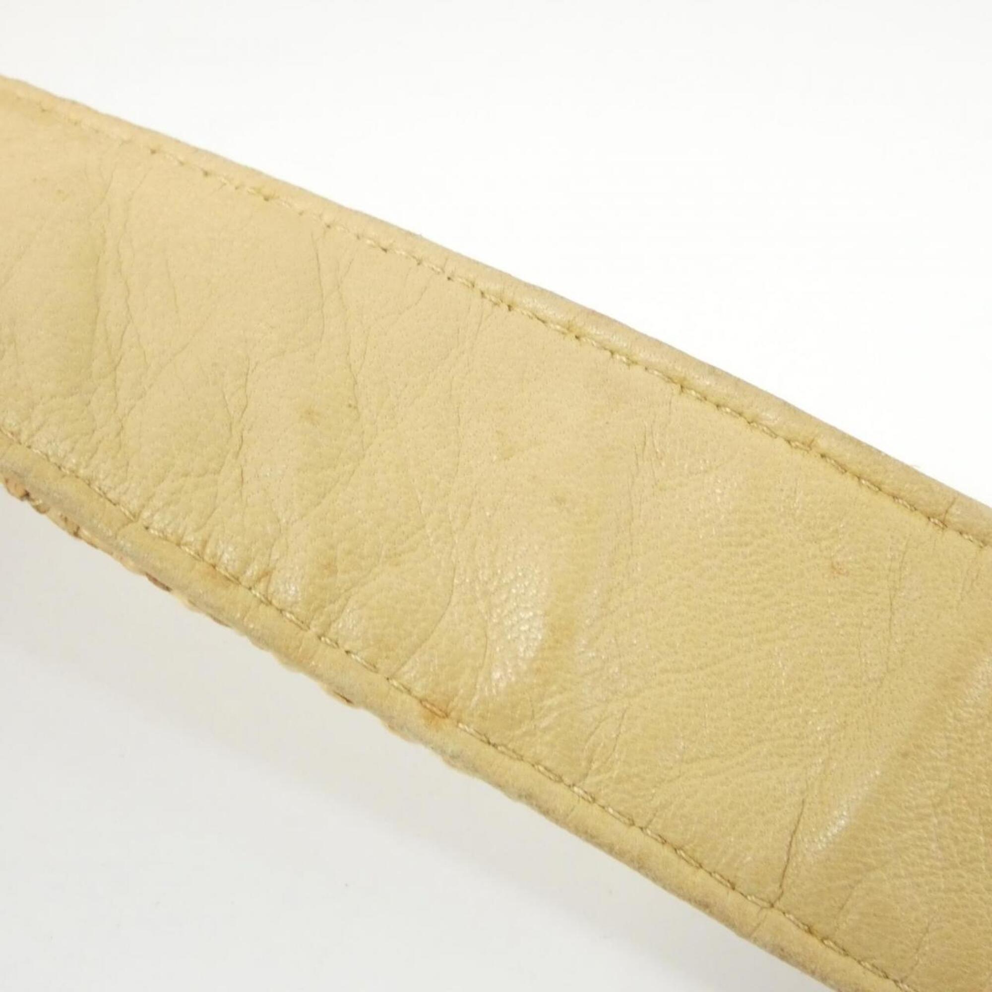 Chanel Beige Raffia Shoulder Bag (Pre-Owned)