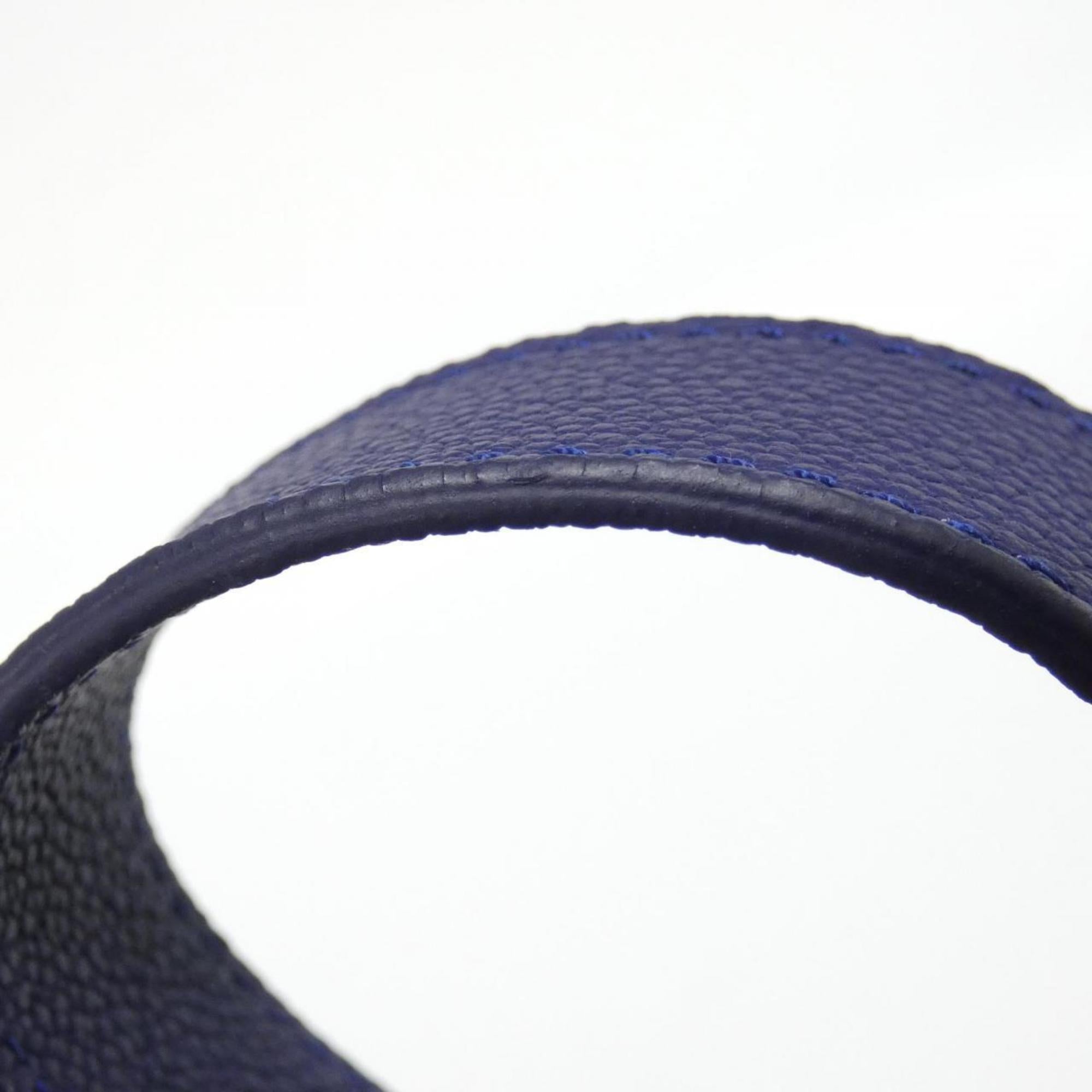 Louis Vuitton Blue Shoulder Bag (Pre-Owned)