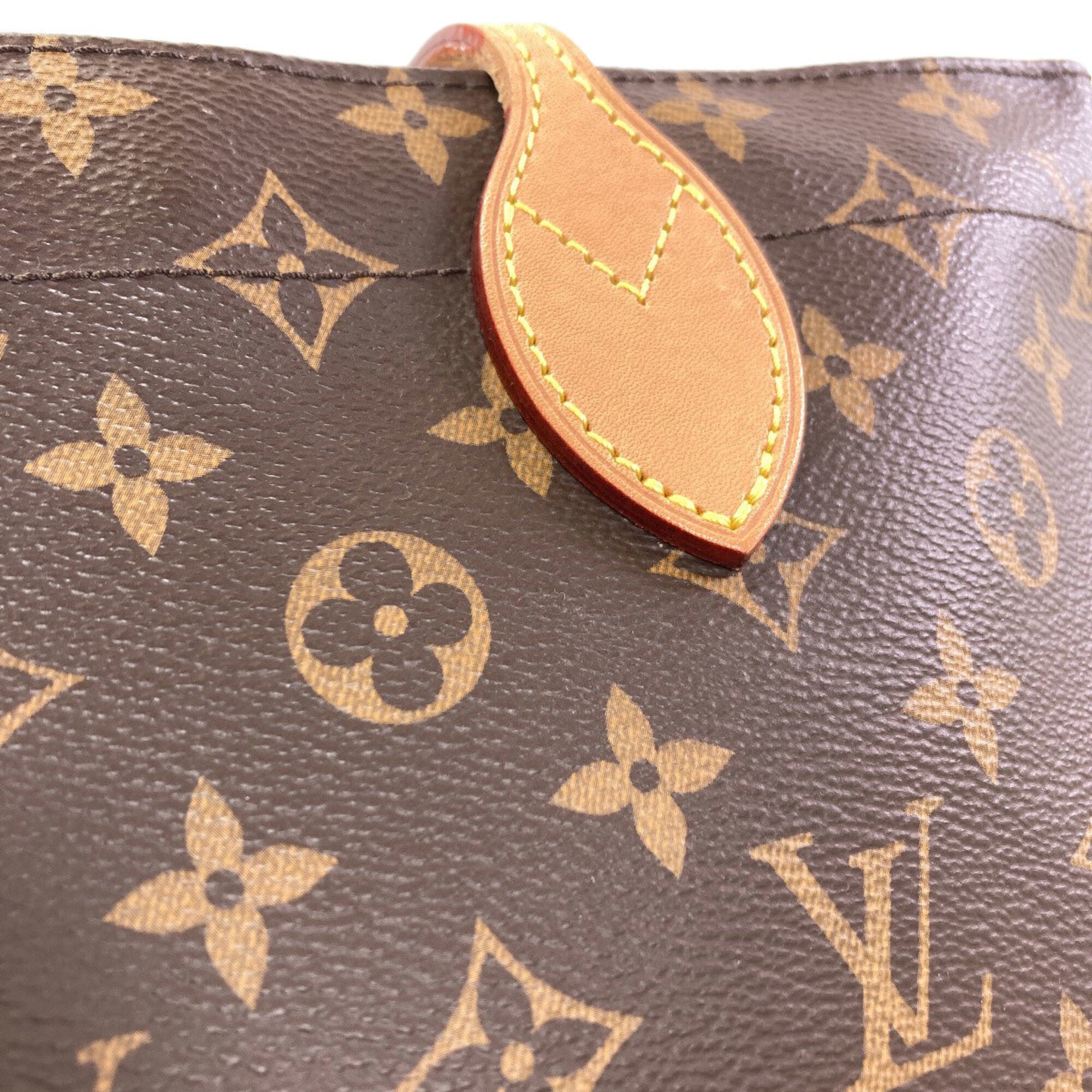 Louis Vuitton Monogram Monogram Pouch Tote Bag (Pre-Owned)