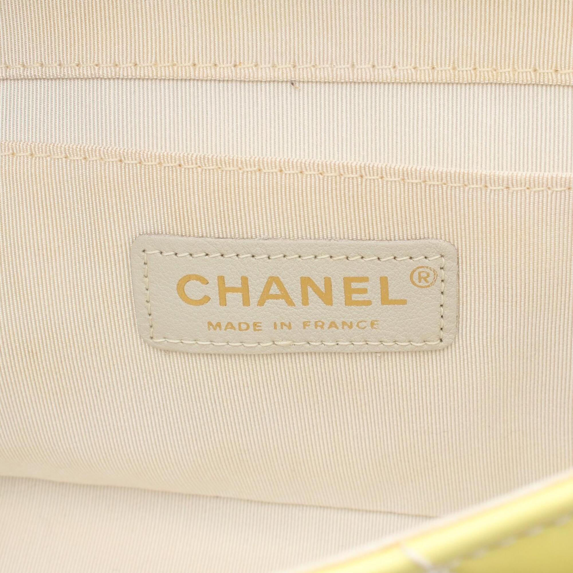 Chanel Yellow Patent Leather Handbag Shoulder Bag (Pre-Owned)