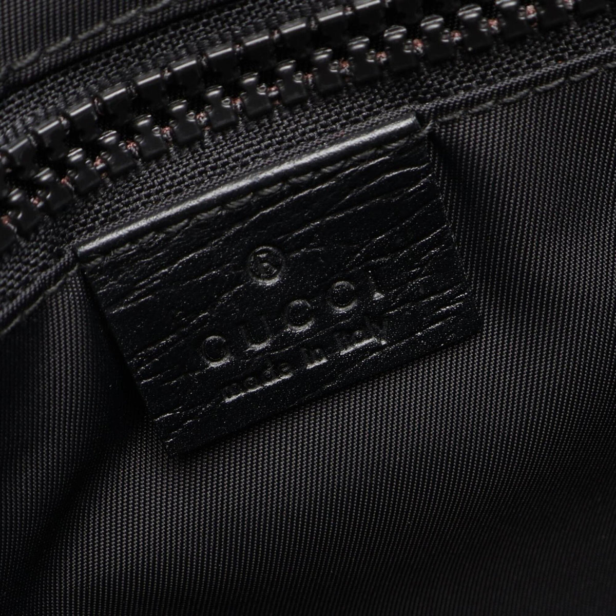 Gucci Black Gray Gg Supreme Handbag Shoulder Bag (Pre-Owned)