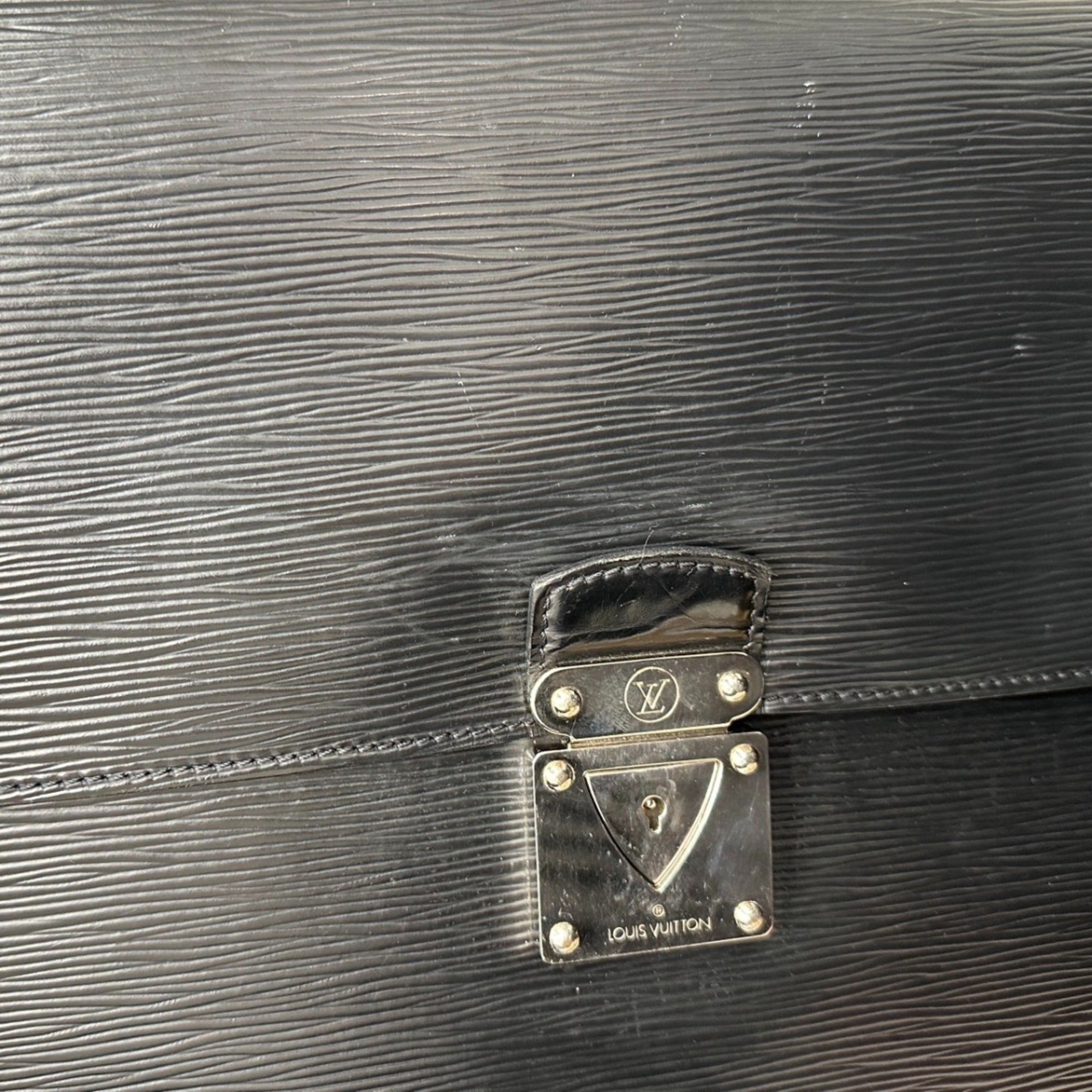 Louis Vuitton Black Epi Leather Document Case Handbag (Pre-Owned)