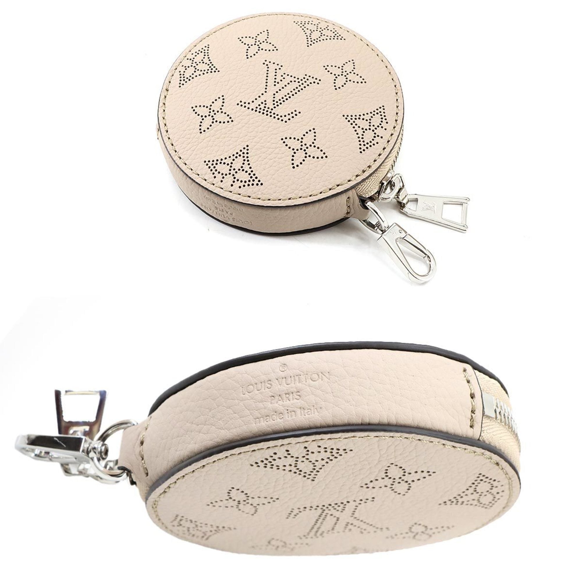 Louis Vuitton Galle Mahina Leather Pouch Shoulder Bag (Pre-Owned)