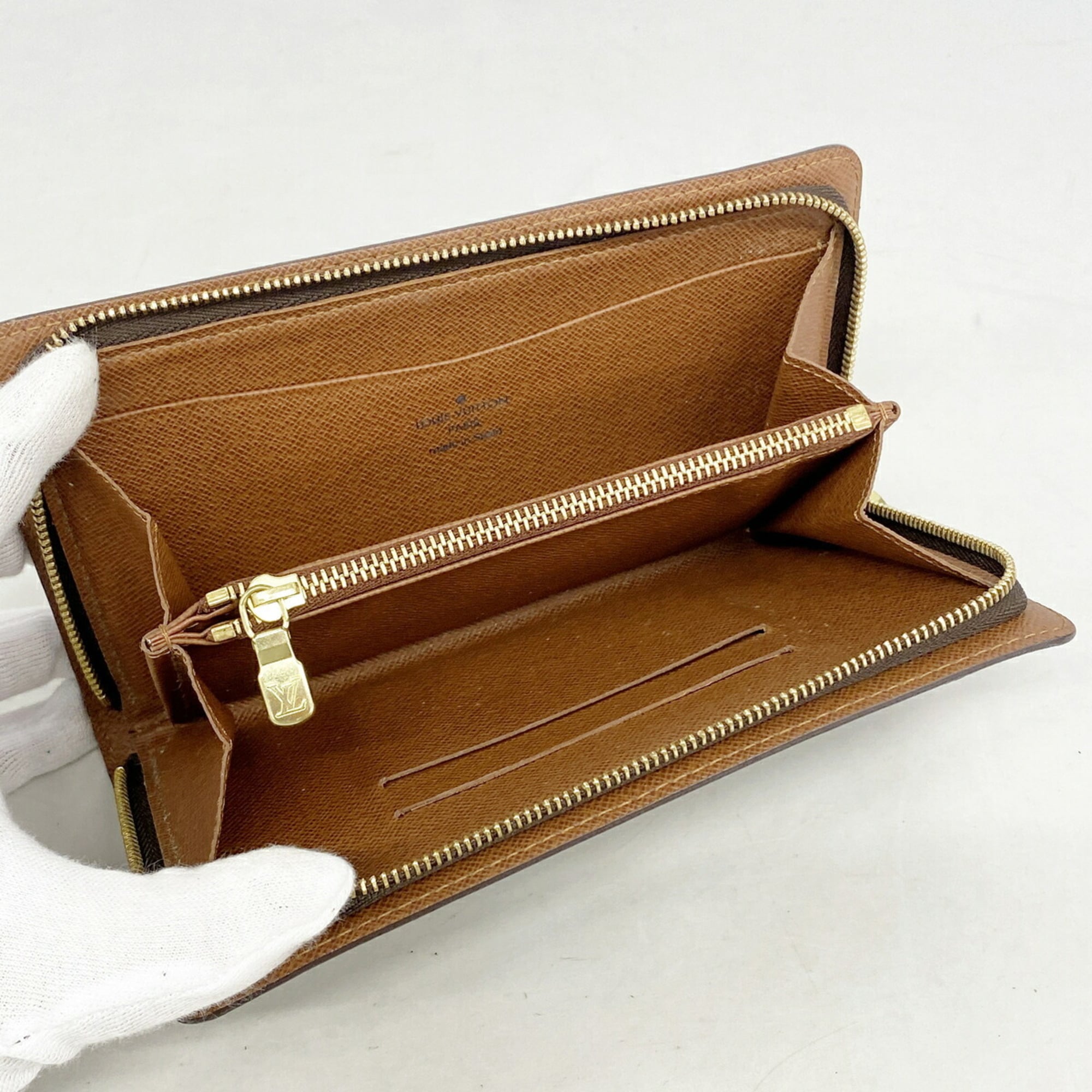 Louis Vuitton Brown Long Wallet (Bi-Fold) (Pre-Owned)