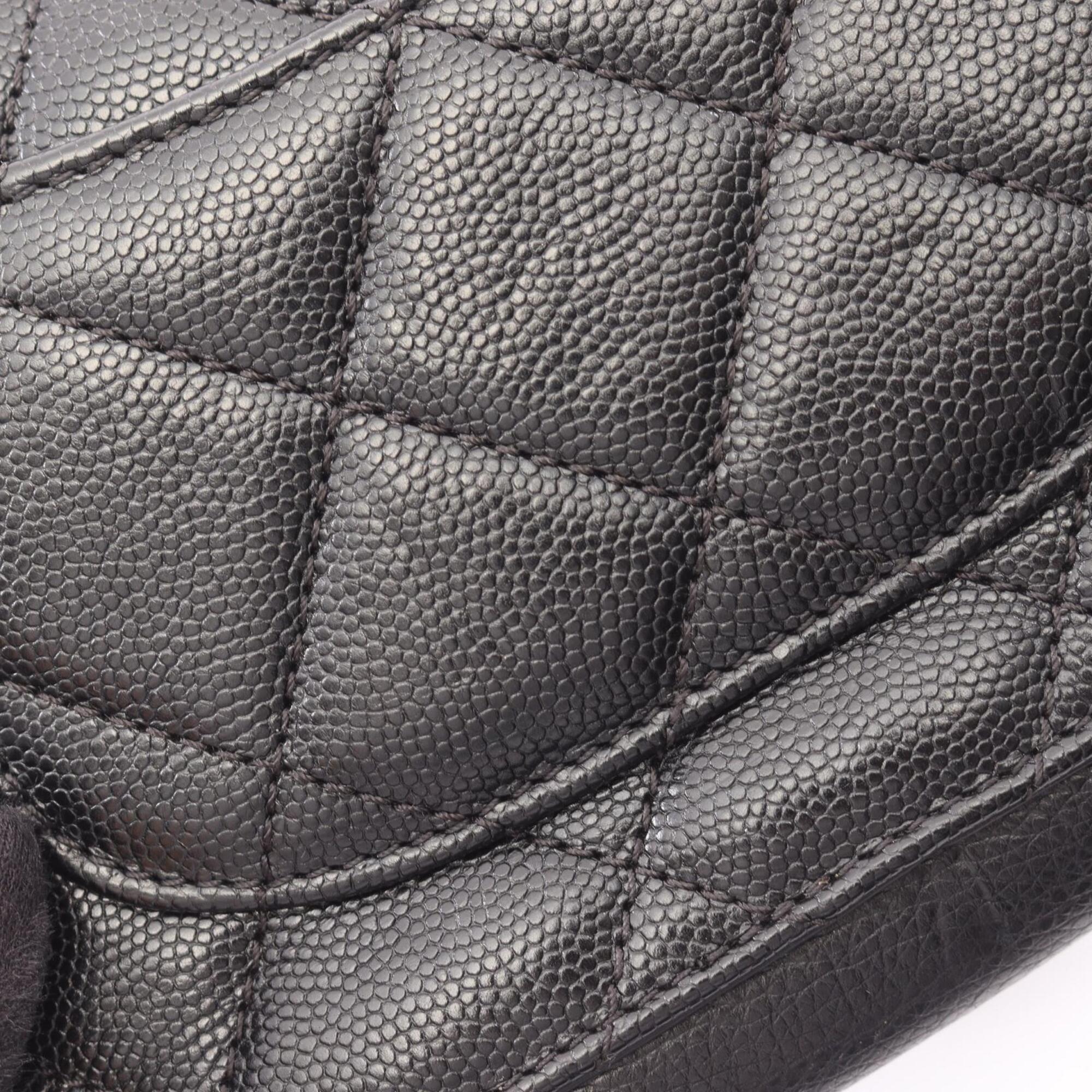 Chanel Black Grained Calfskin Handbag Shoulder Bag (Pre-Owned)
