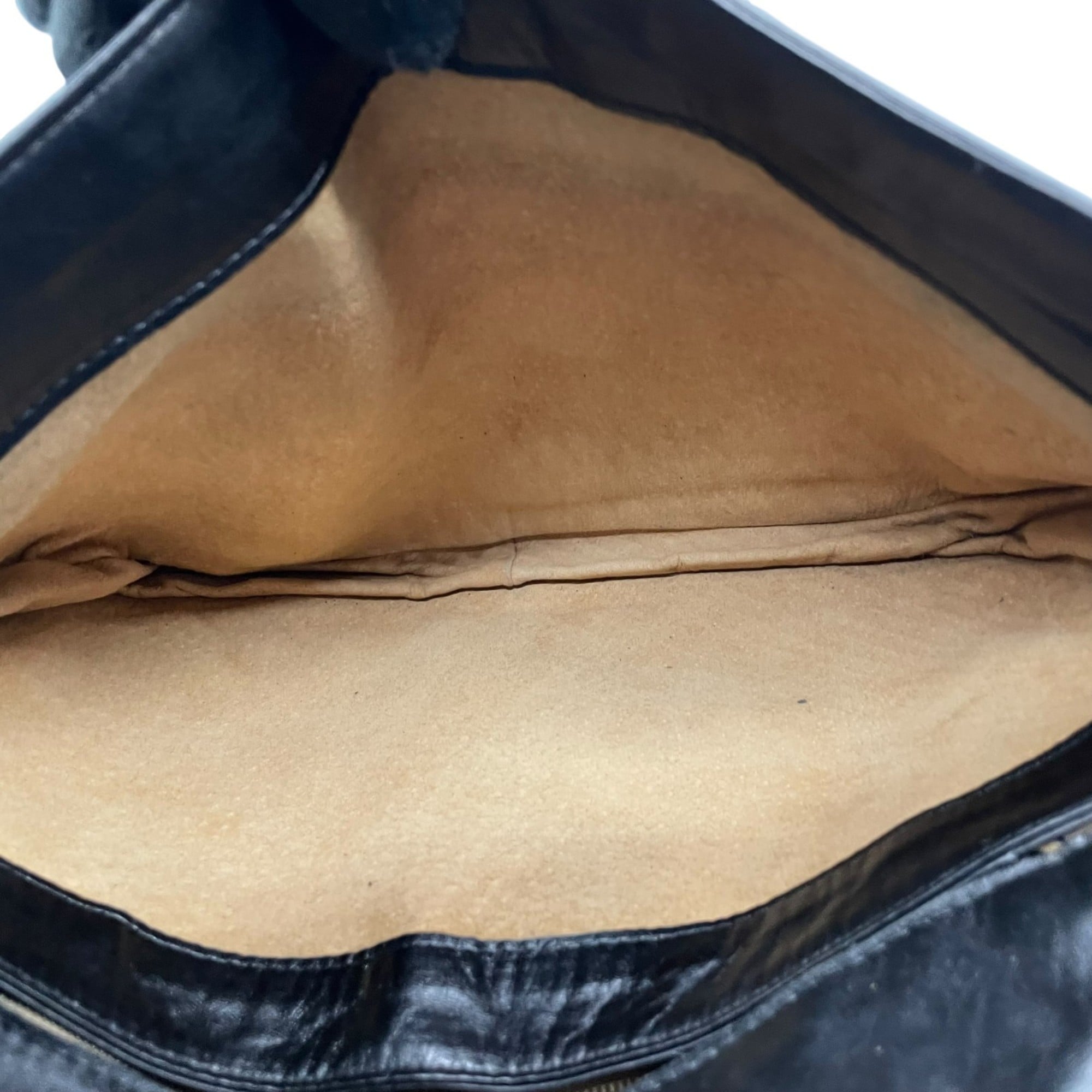 Bottega Veneta Black Intrecciato Shoulder Bag (Pre-Owned)