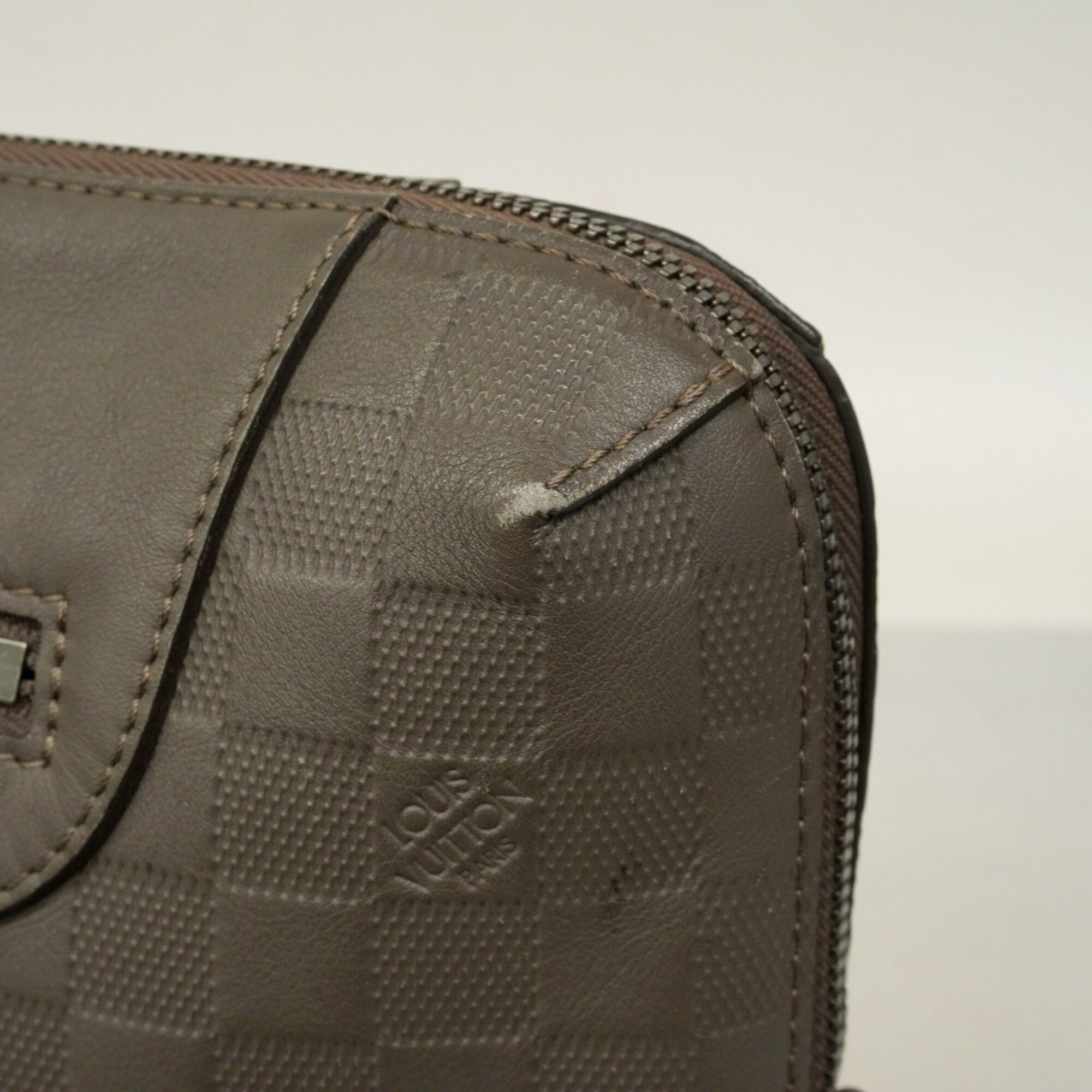 Louis Vuitton Khaki Briefcase (Pre-Owned)