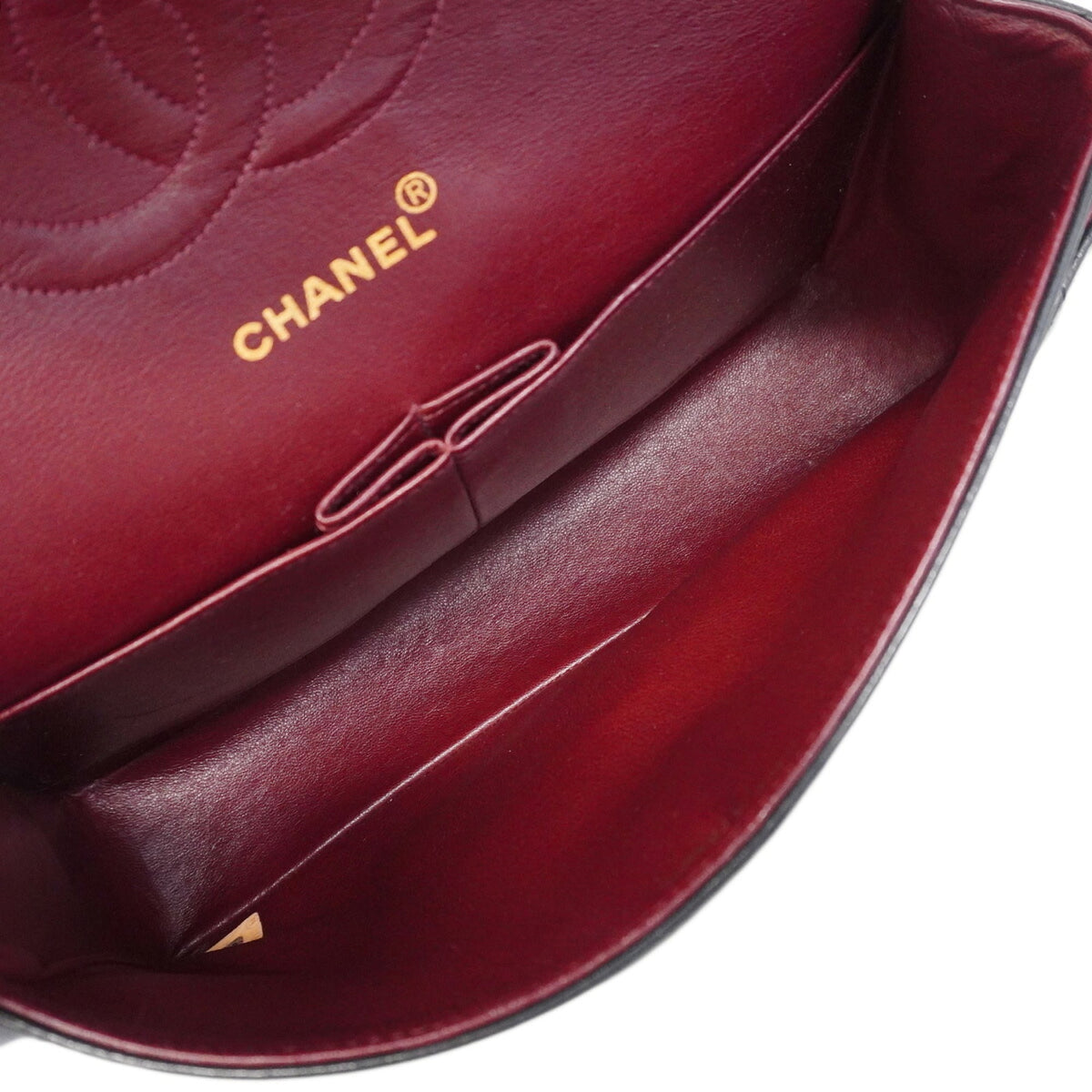 Chanel Black Leather Shoulder Bag (Pre-Owned)