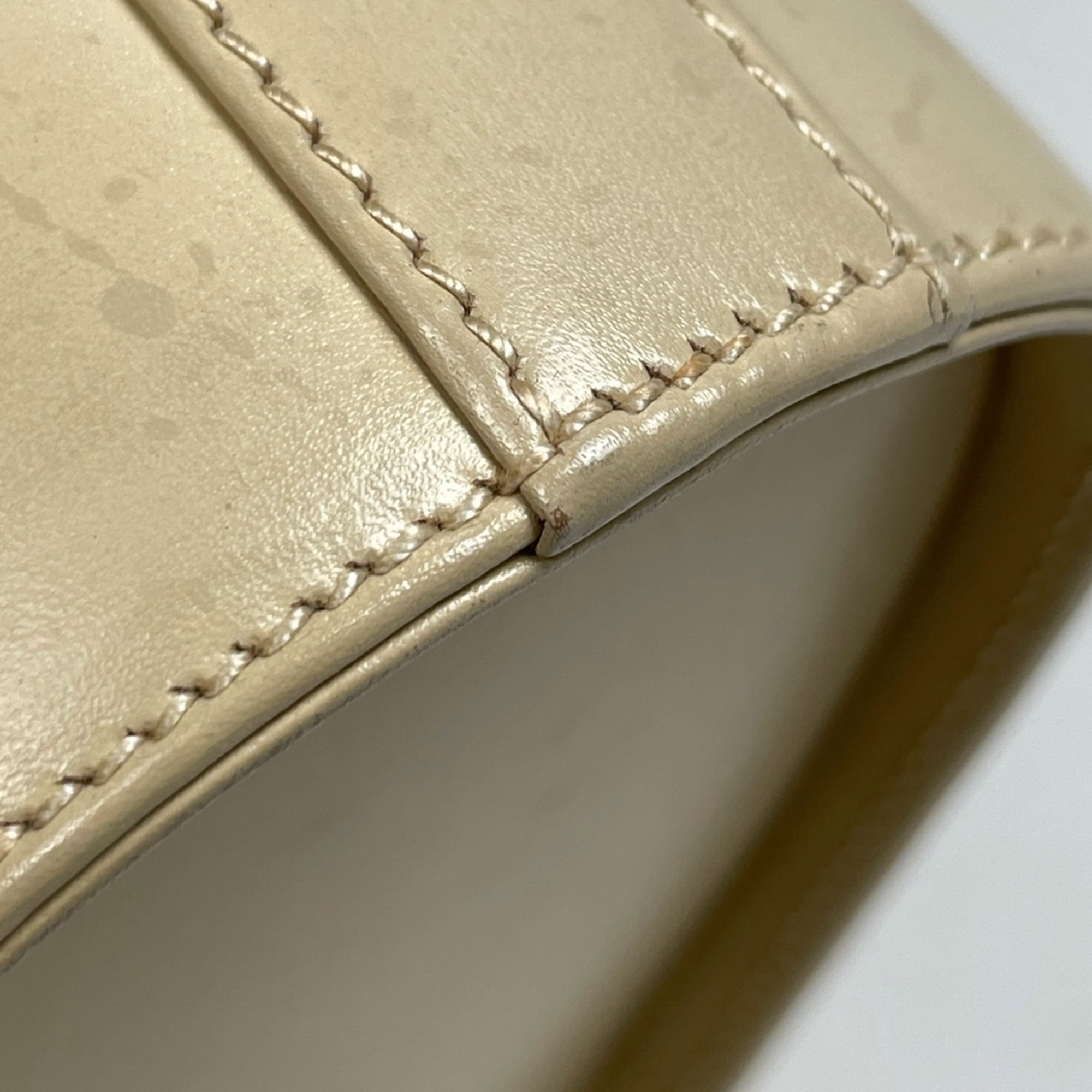 Gucci Beige Leather Handbag Vanity Bag (Pre-Owned)
