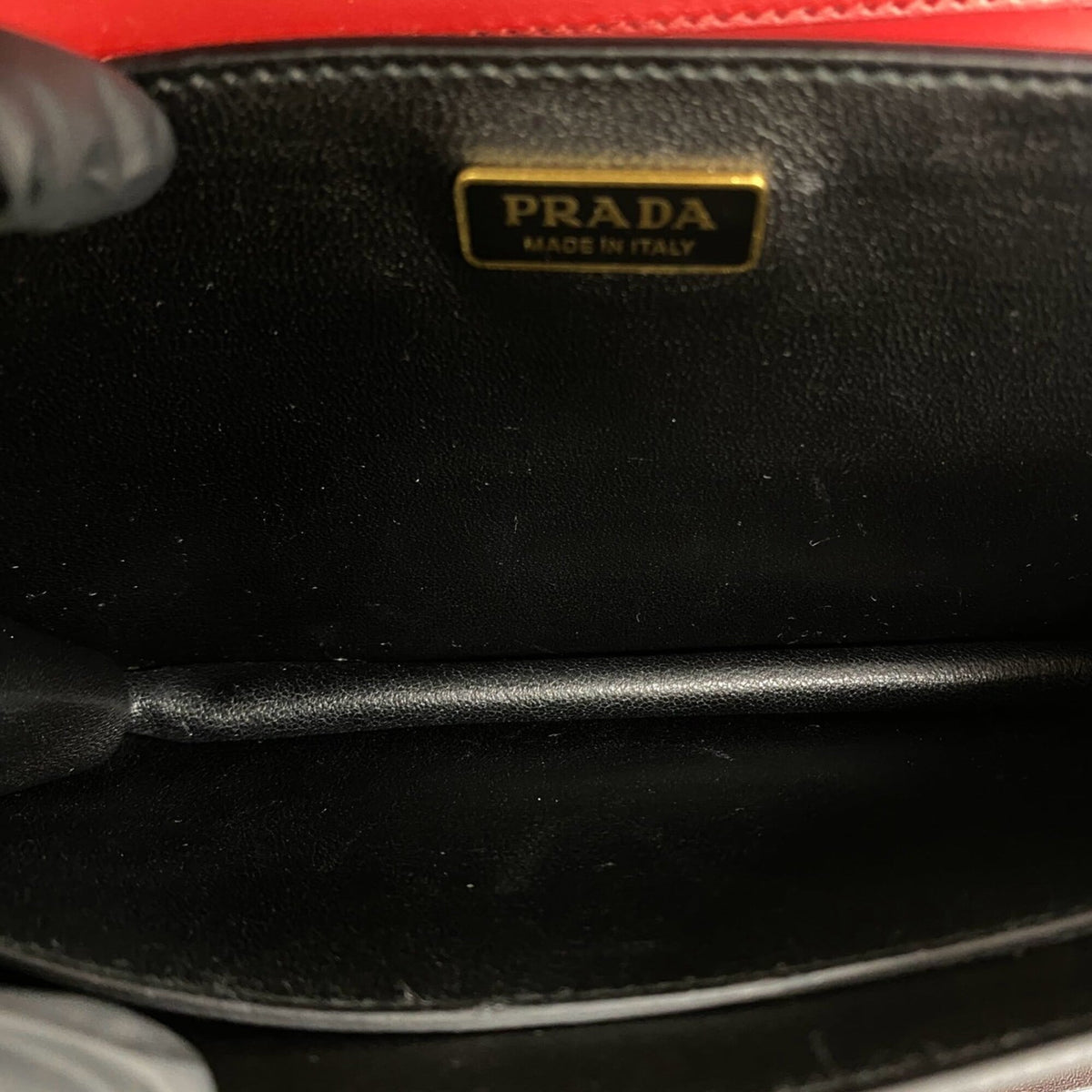 Prada Black Gold Red Color Leather Pochette Shoulder Bag (Pre-Owned)
